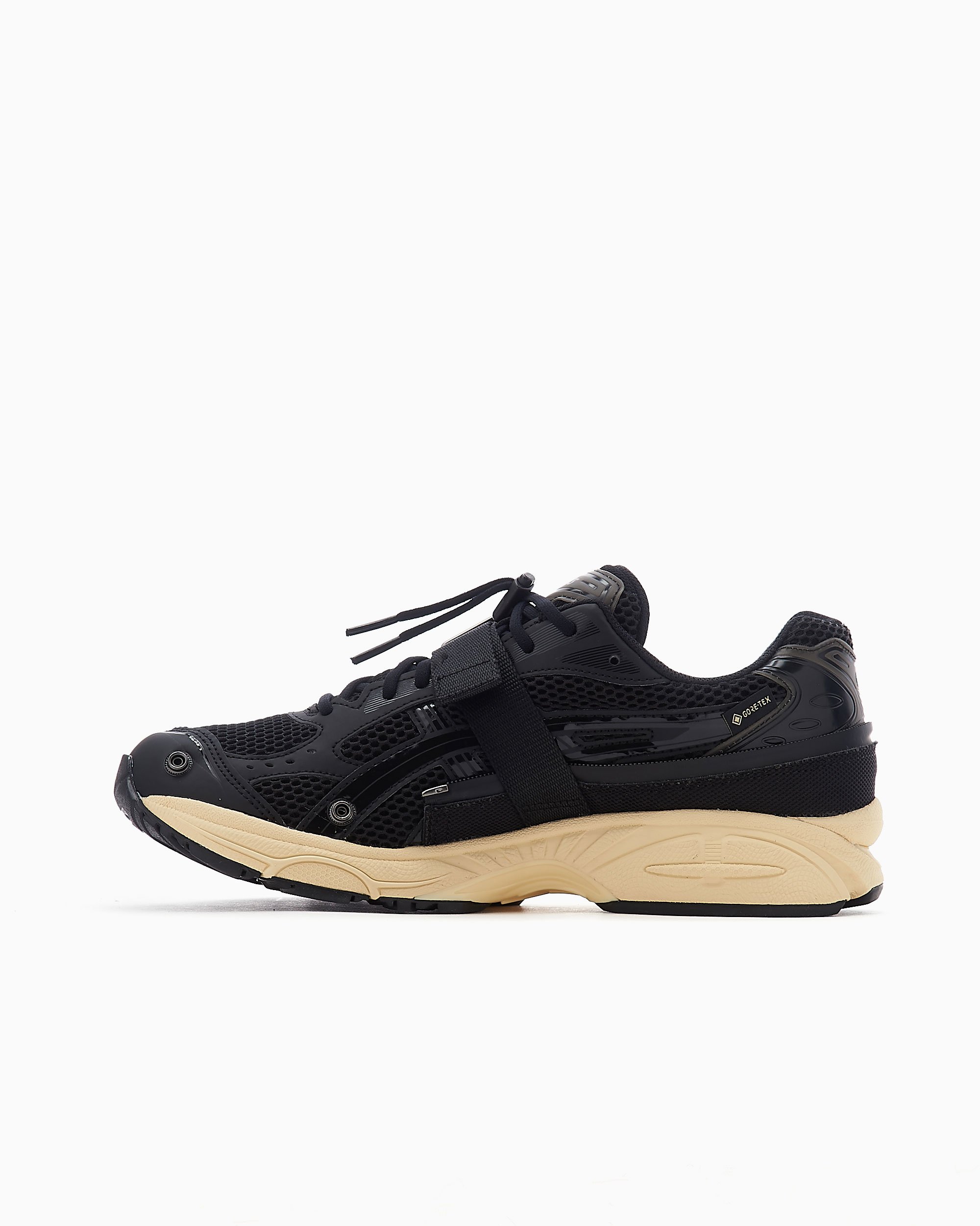 Asics beams hotsell