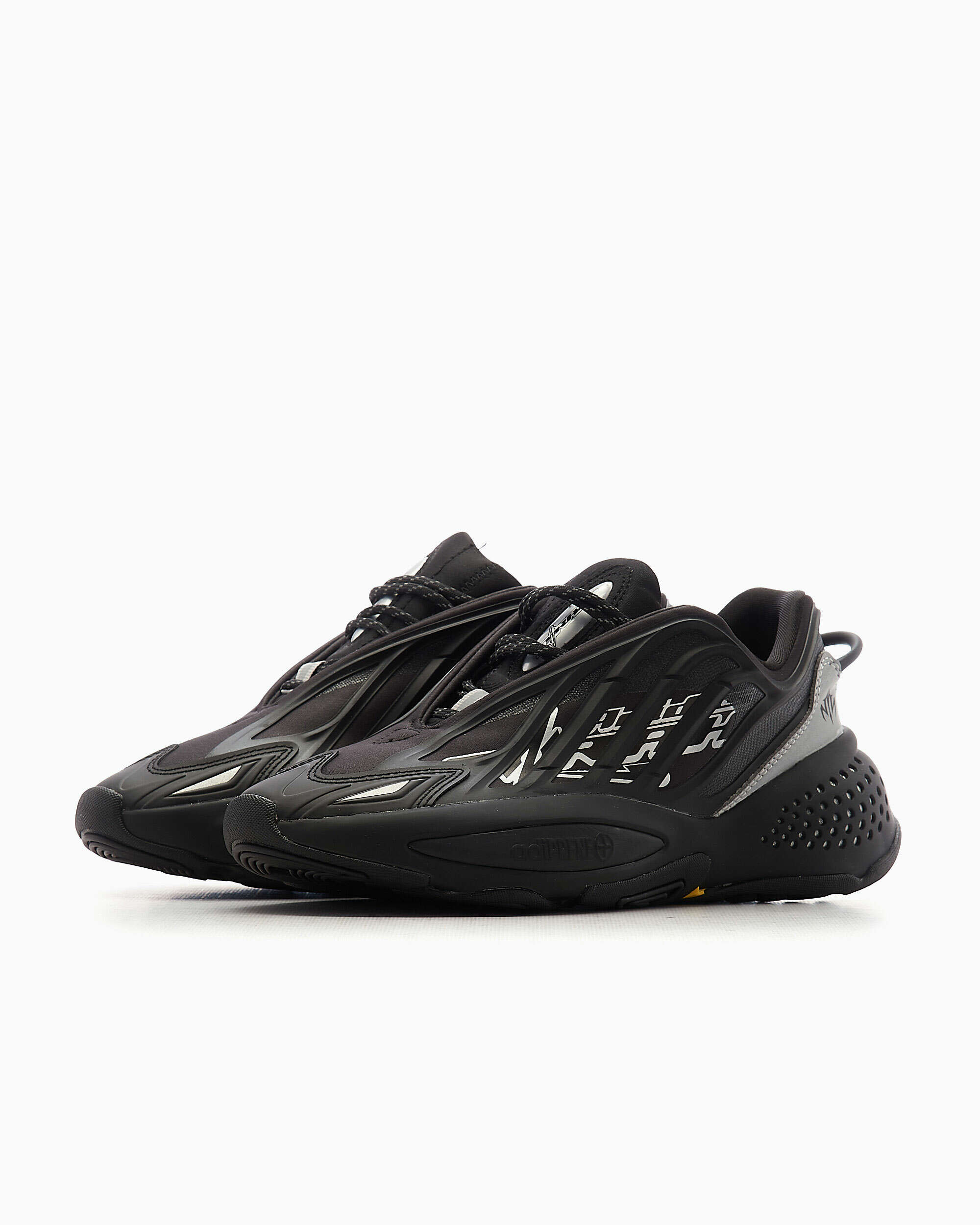 adidas x Guccimaze Ozrah Black GY1130| FOOTDISTRICT