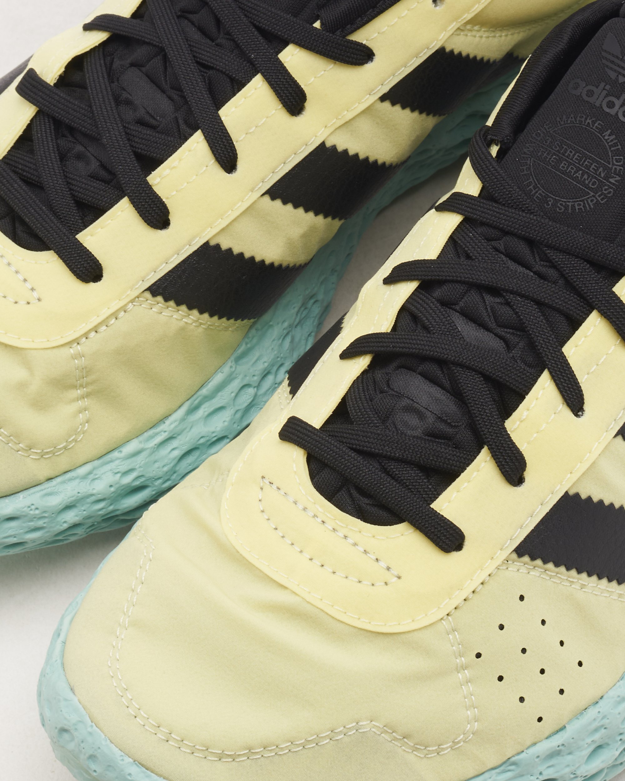 最高の adidas Originals Zponge Yellow JH8110 | FOOTDISTRICT アイドルグッズ