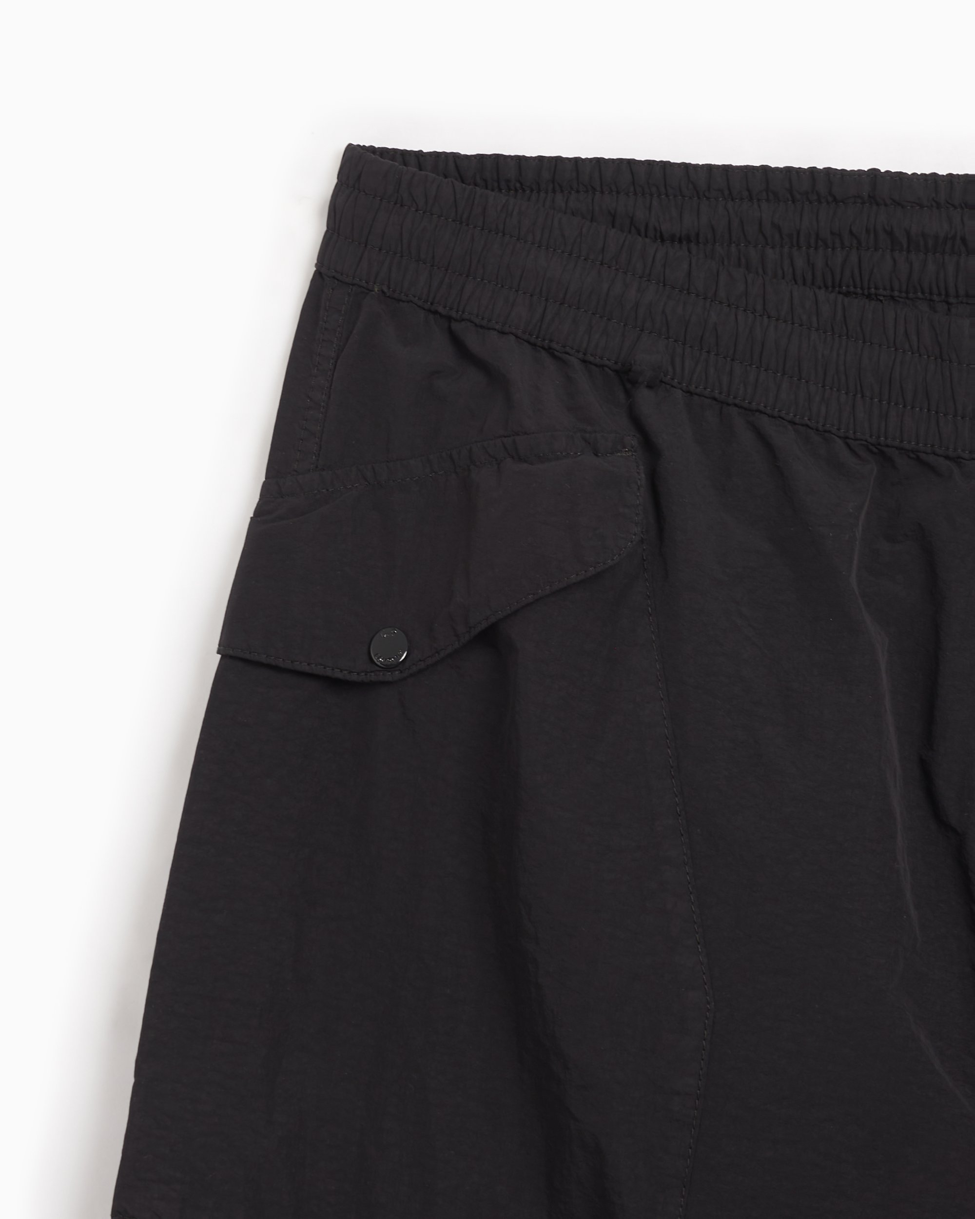 CP Company Men's Flatt Nylon Loose Utility Pants Schwarz  17CMPA198A005991G-999 | FOOTDISTRICT