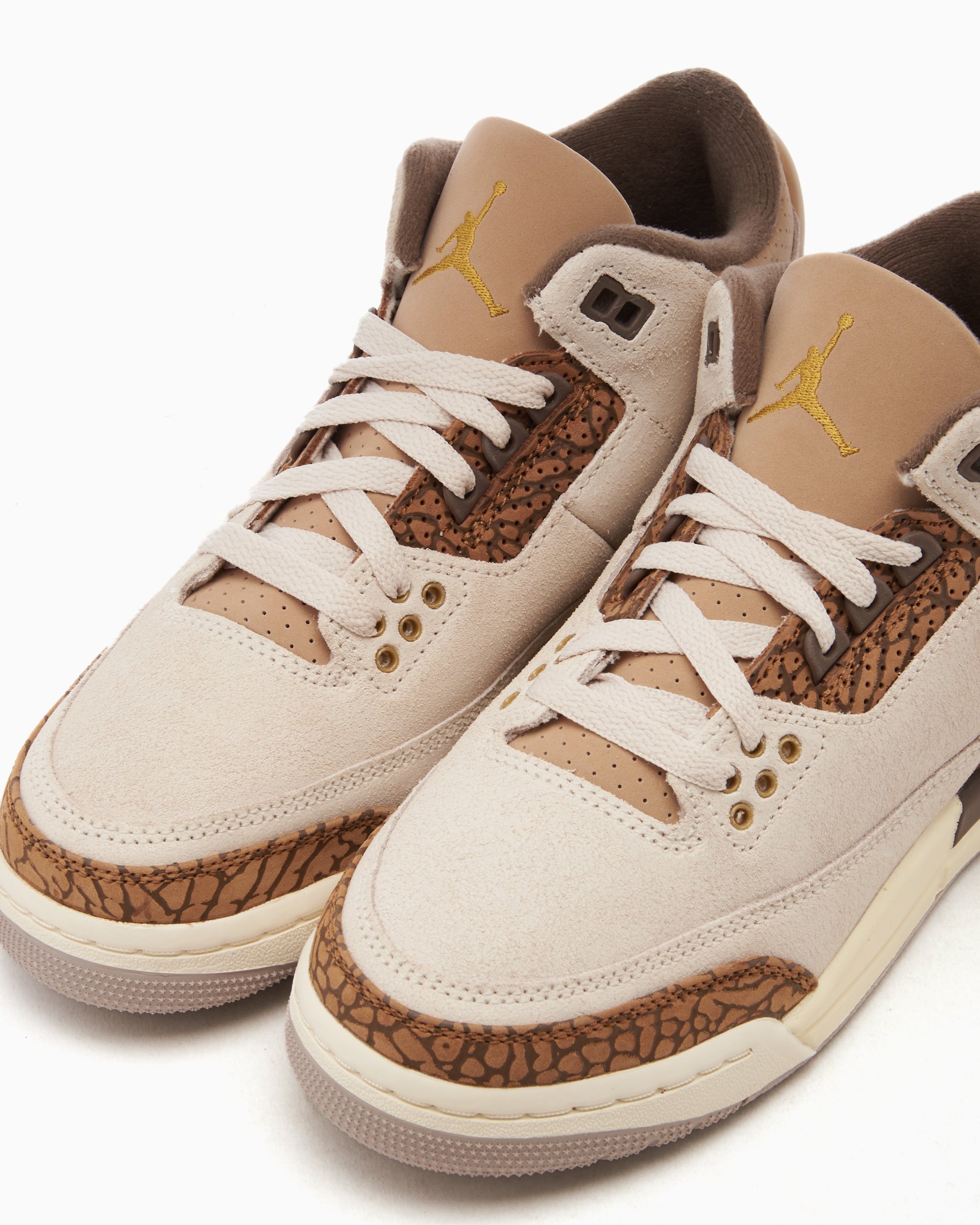 Jordan retro 3 beige new arrivals