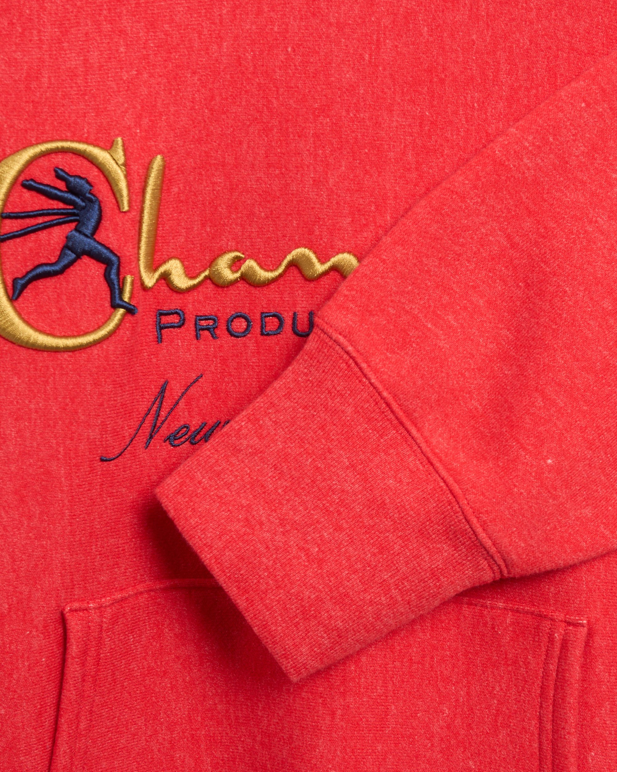 Champion New York City Men s Hoodie Rojo 220640 RM007 FOOTDISTRICT