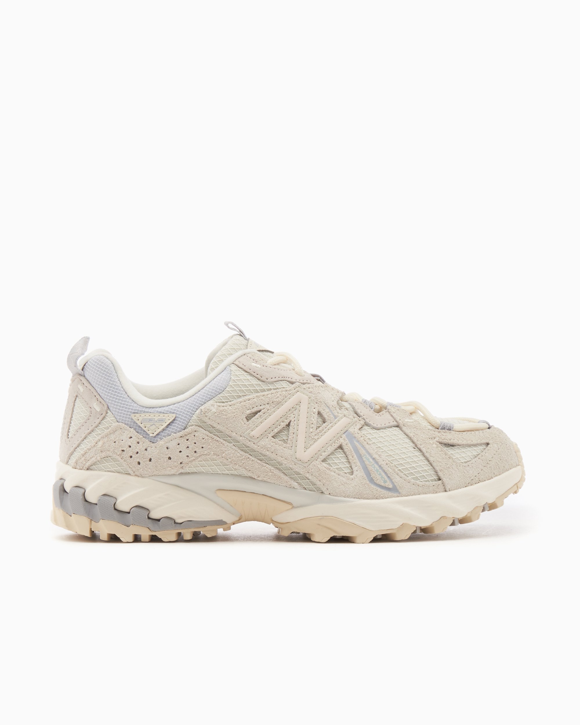 New Balance ML610v1 TF Bege ML610TF Compre Online en FOOTDISTRICT