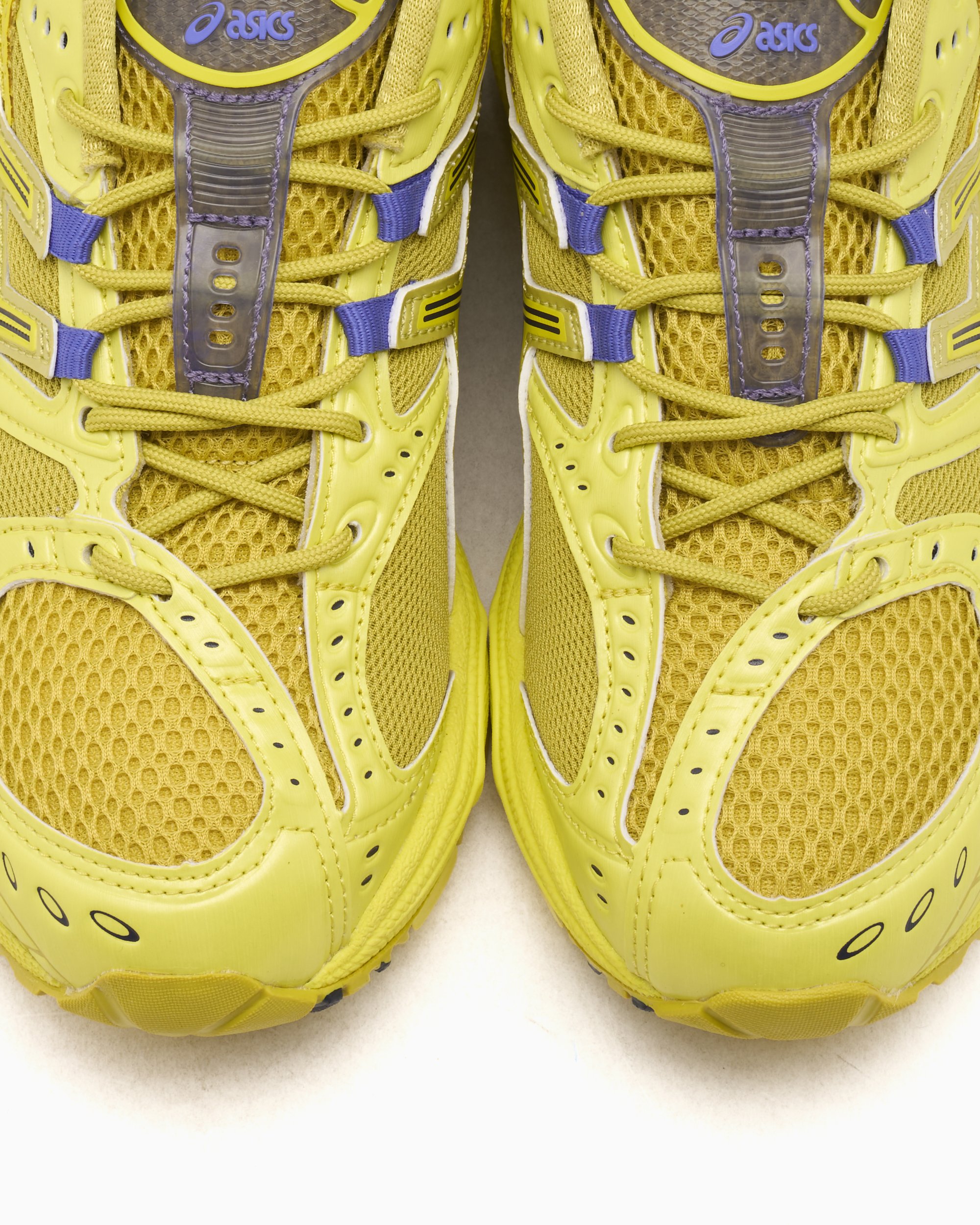 ASICS GEL-NIMBUS 10.1 ネイビー/イエロー スニーカー ASICS GEL-NIMBUS 10.1 ネイビー/イエロー スニーカー - メルカリ