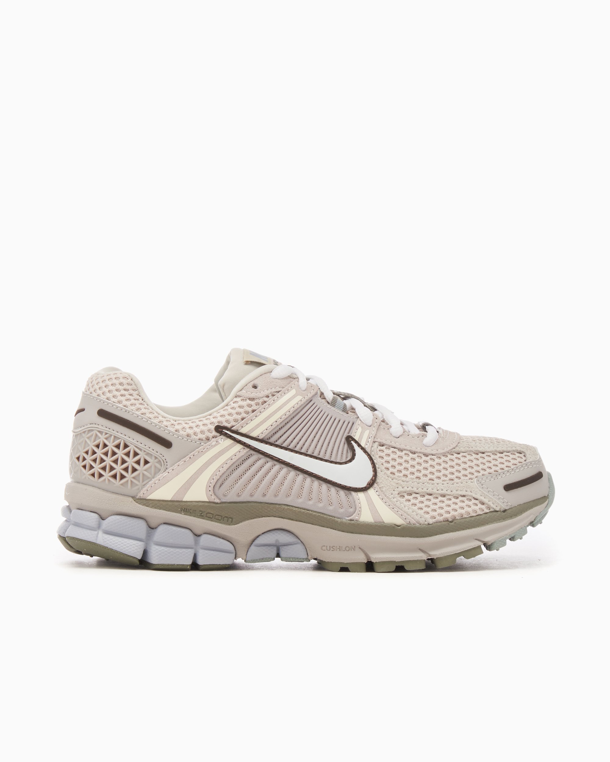 Nike vomero 12 beige on sale
