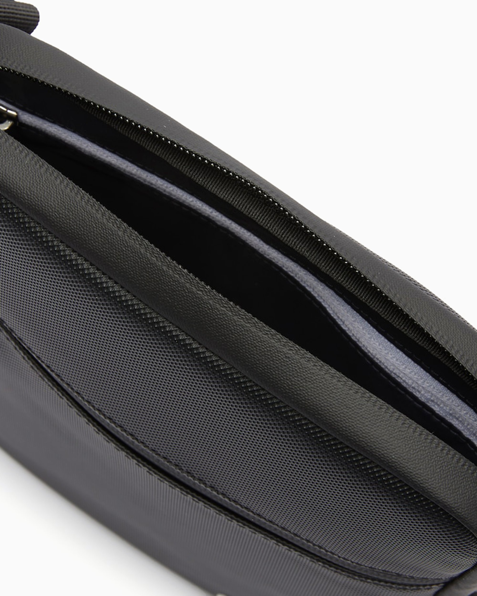Lacoste Unisex Crossbody Bag Schwarz NH3308LV 000 Online