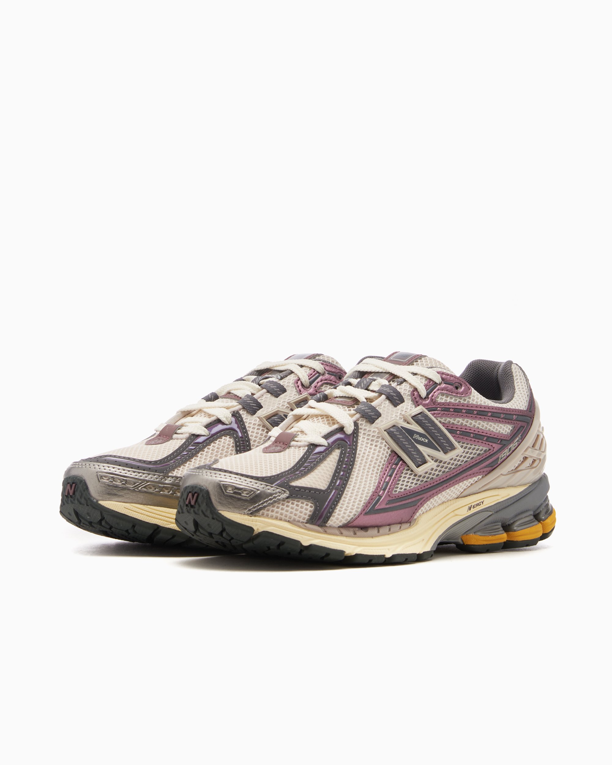 New Balance M1906 RRA Purple M1906RRA | FOOTDISTRICT