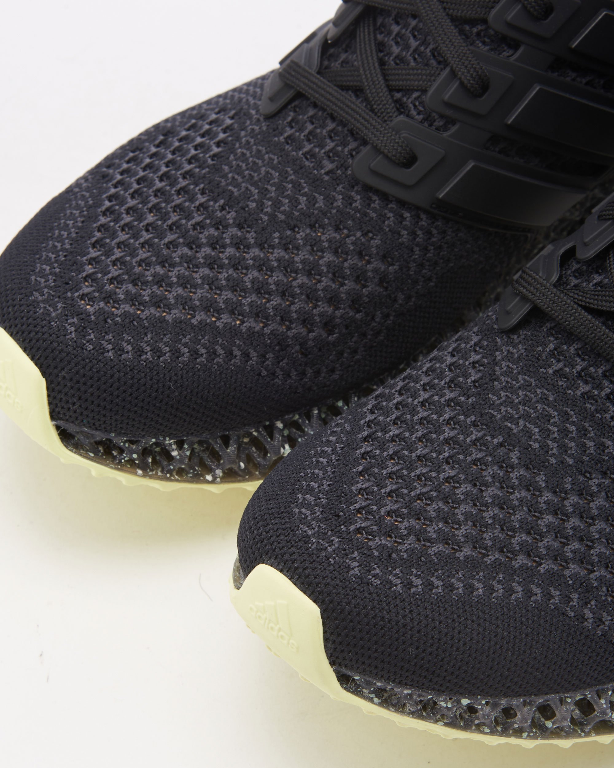 Adidas originals hotsell titan ultra