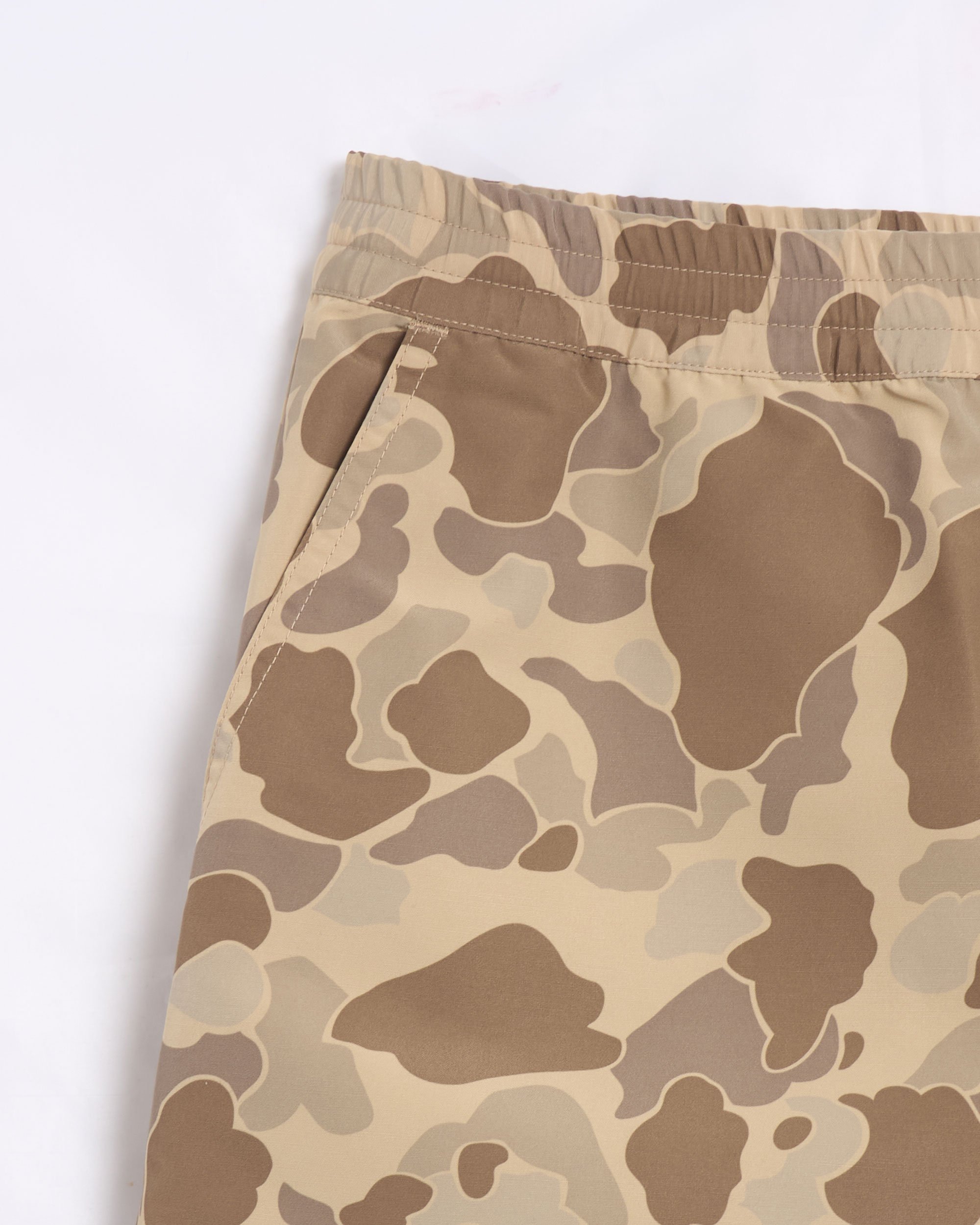 ★carhartt WIP★Irwin Camouflage Skirt Carhartt WIP Irwin skirt in camo | ASOS