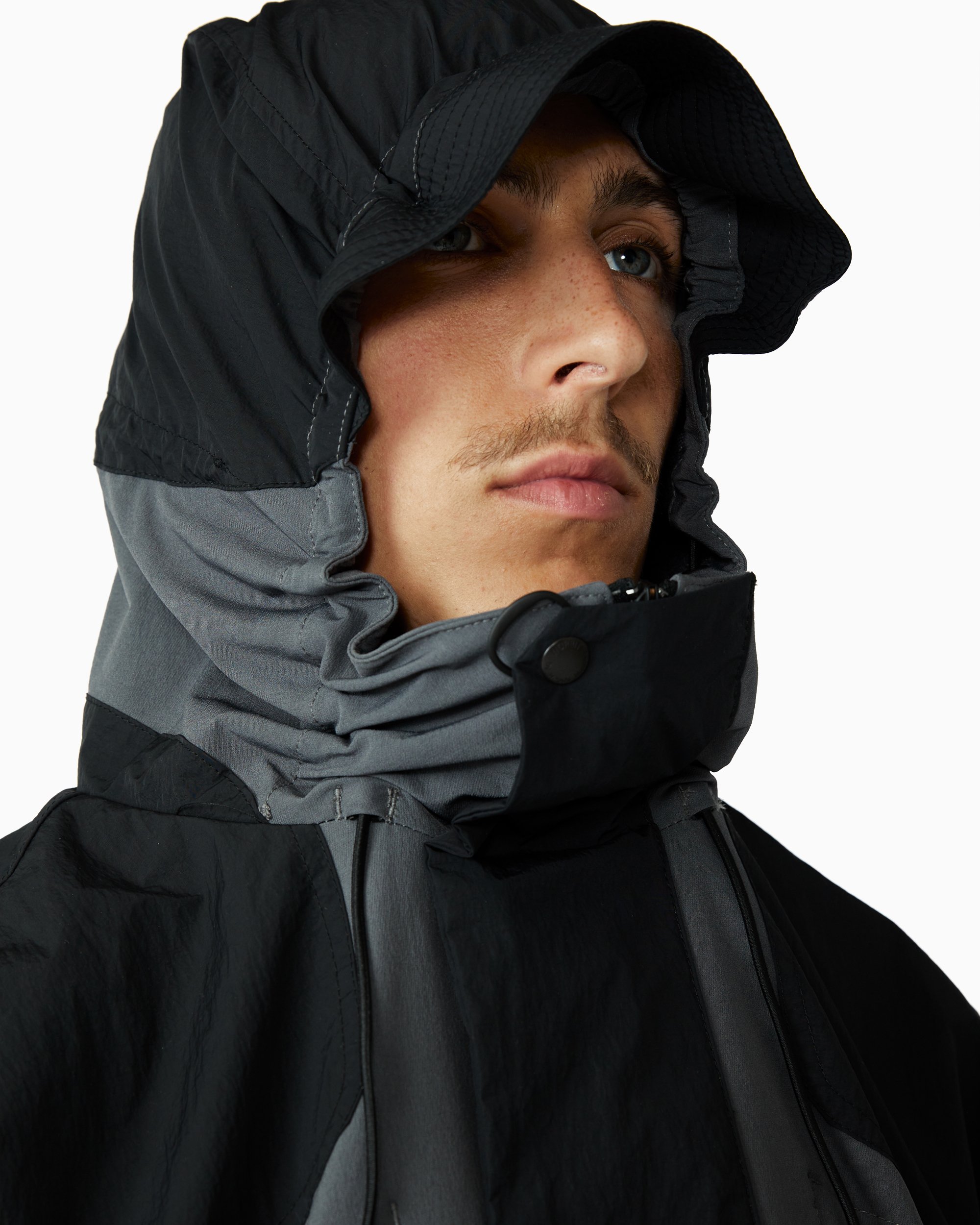 Karhu x Norbit Men s Hike Hooded Jacket Zwart Grijs KHJK 002