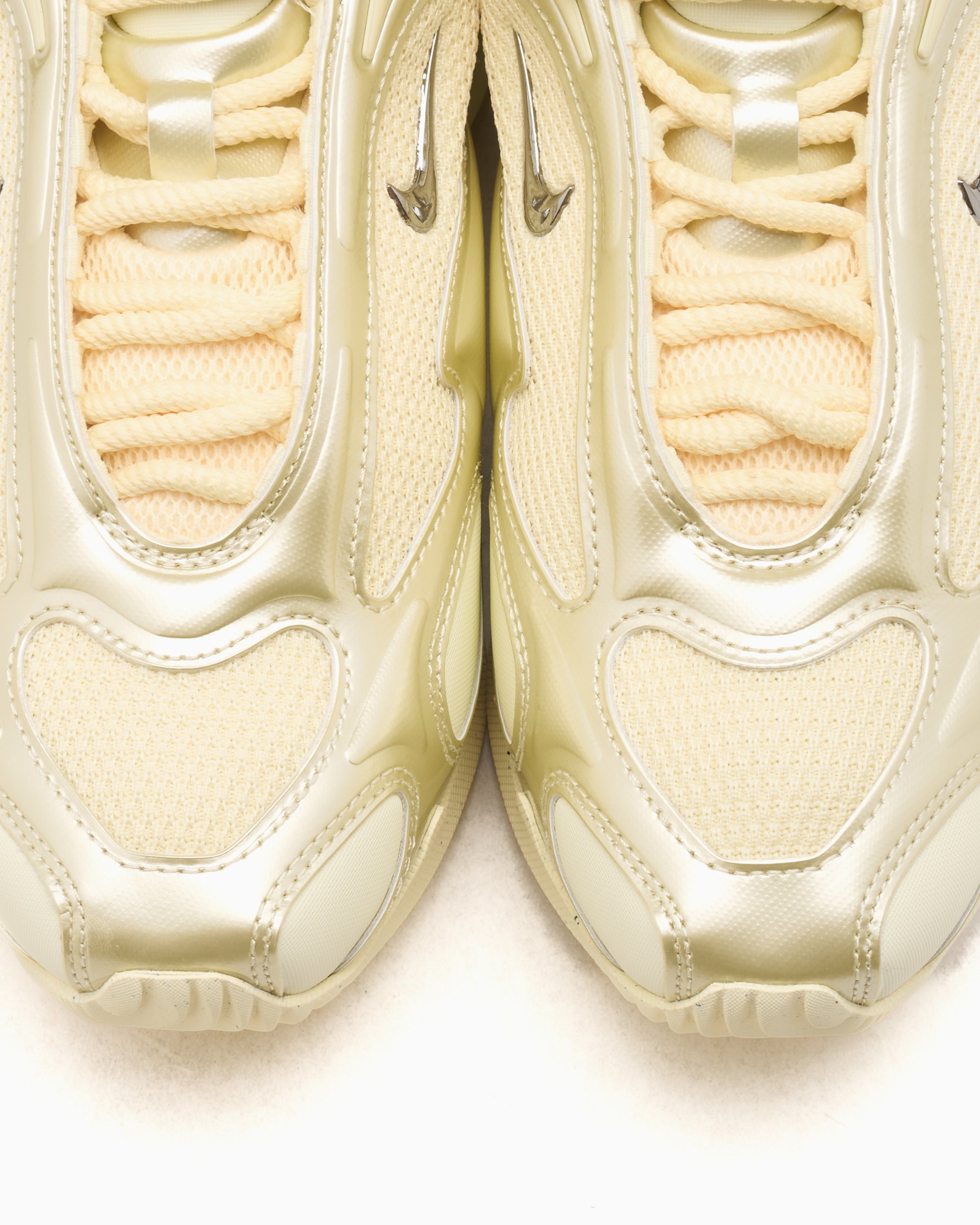 靴 NIKE WMNS AIR MAX MUSE ALABASTER Nike Women's Air Max Muse 'Alabaster/Metallic Silver
