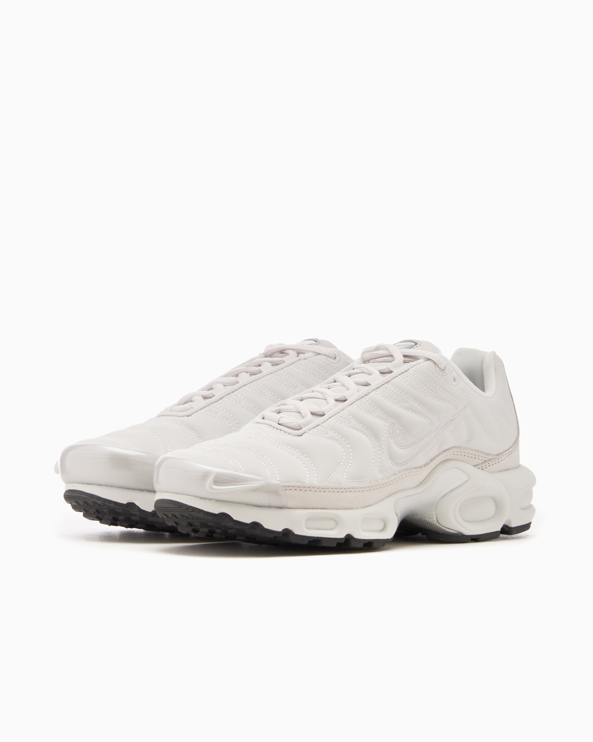 Nike Women s Air Max Plus White FZ4342 001 FOOTDISTRICT