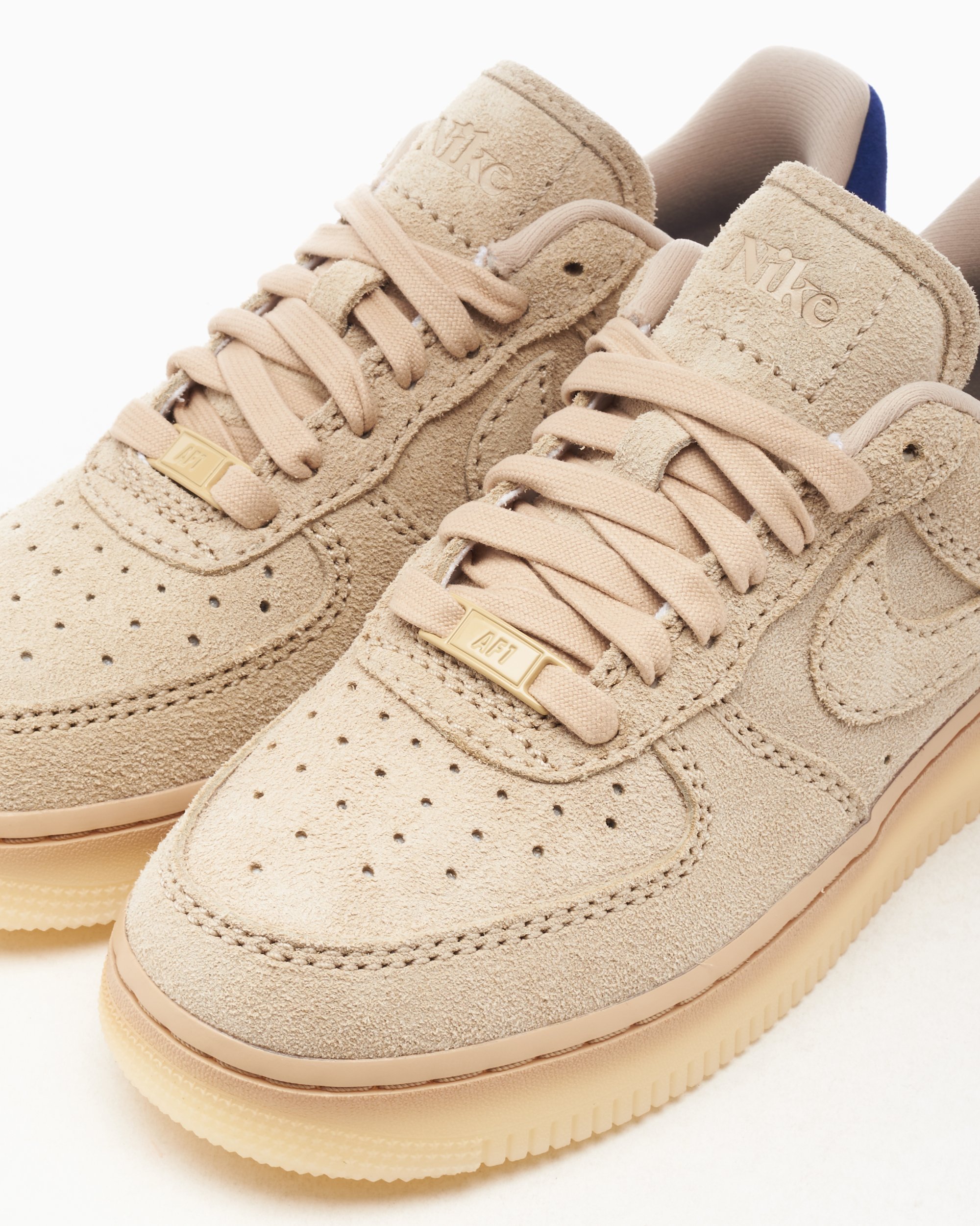 Nike air force top 1 low mujer beige