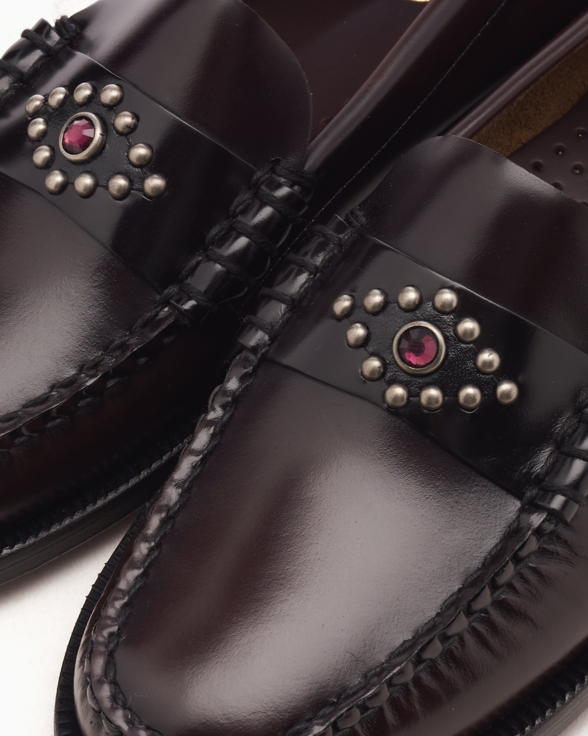 Sebago x HTC Women s Classic Dan Rhombus Loafer Marrone 78116XW A0B FOOTDISTRICT