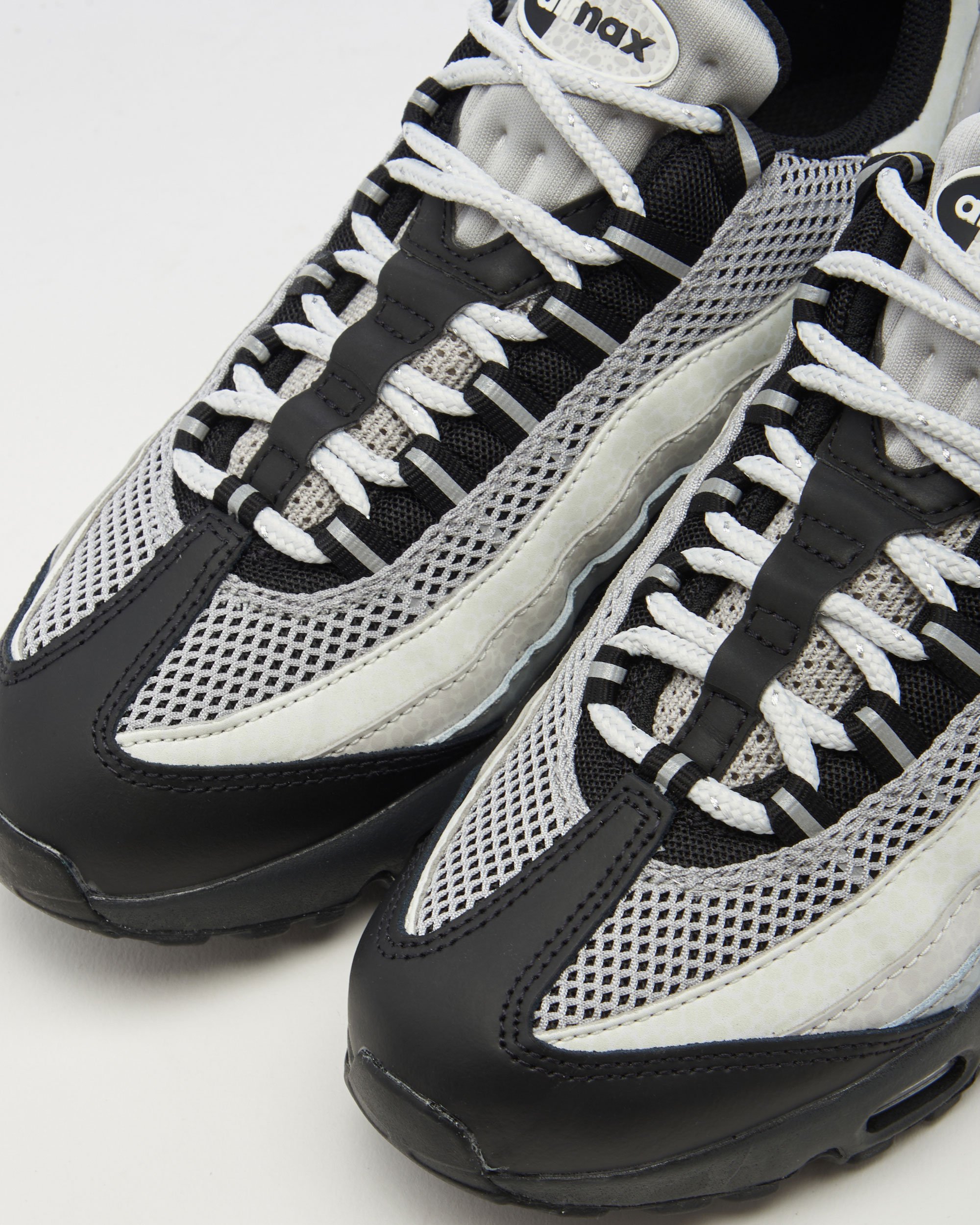 Nike Women s Air Max 95 LX