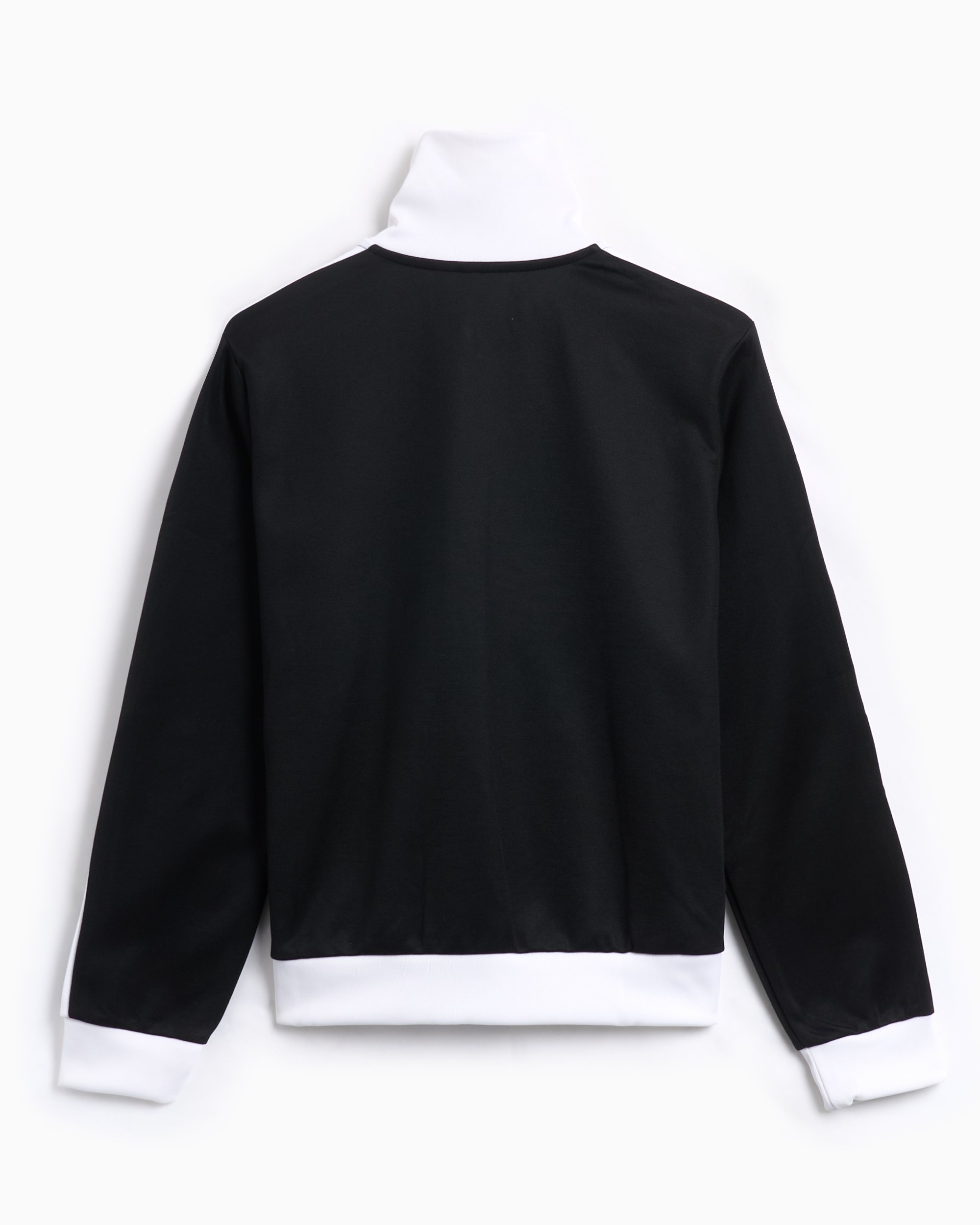 adidas Originals Classic Women s Track Jacket Schwarz IW3174 FOOTDISTRICT