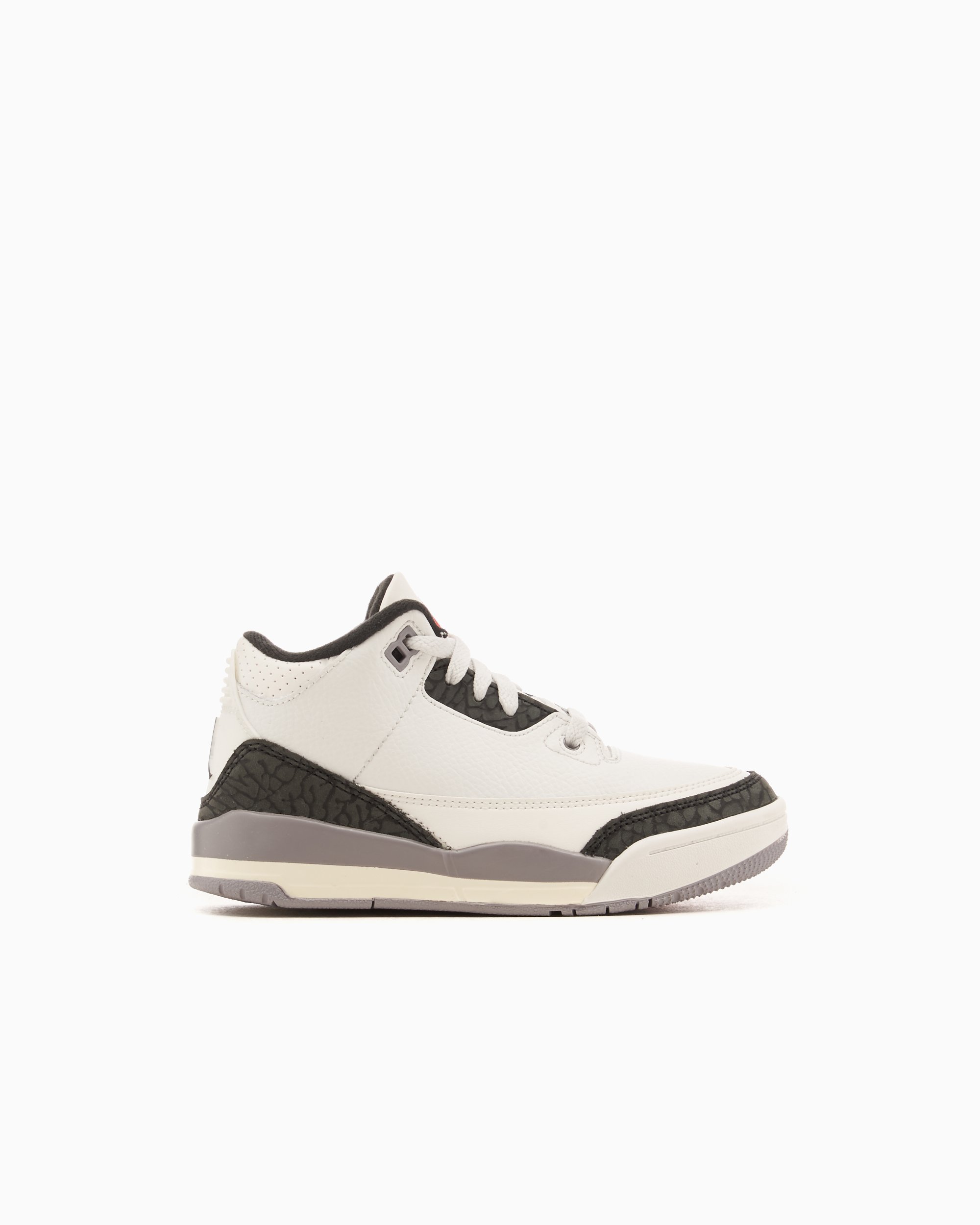 Air Jordan 3 Retro Cement Grey PS White DM0966 106 FOOTDISTRICT