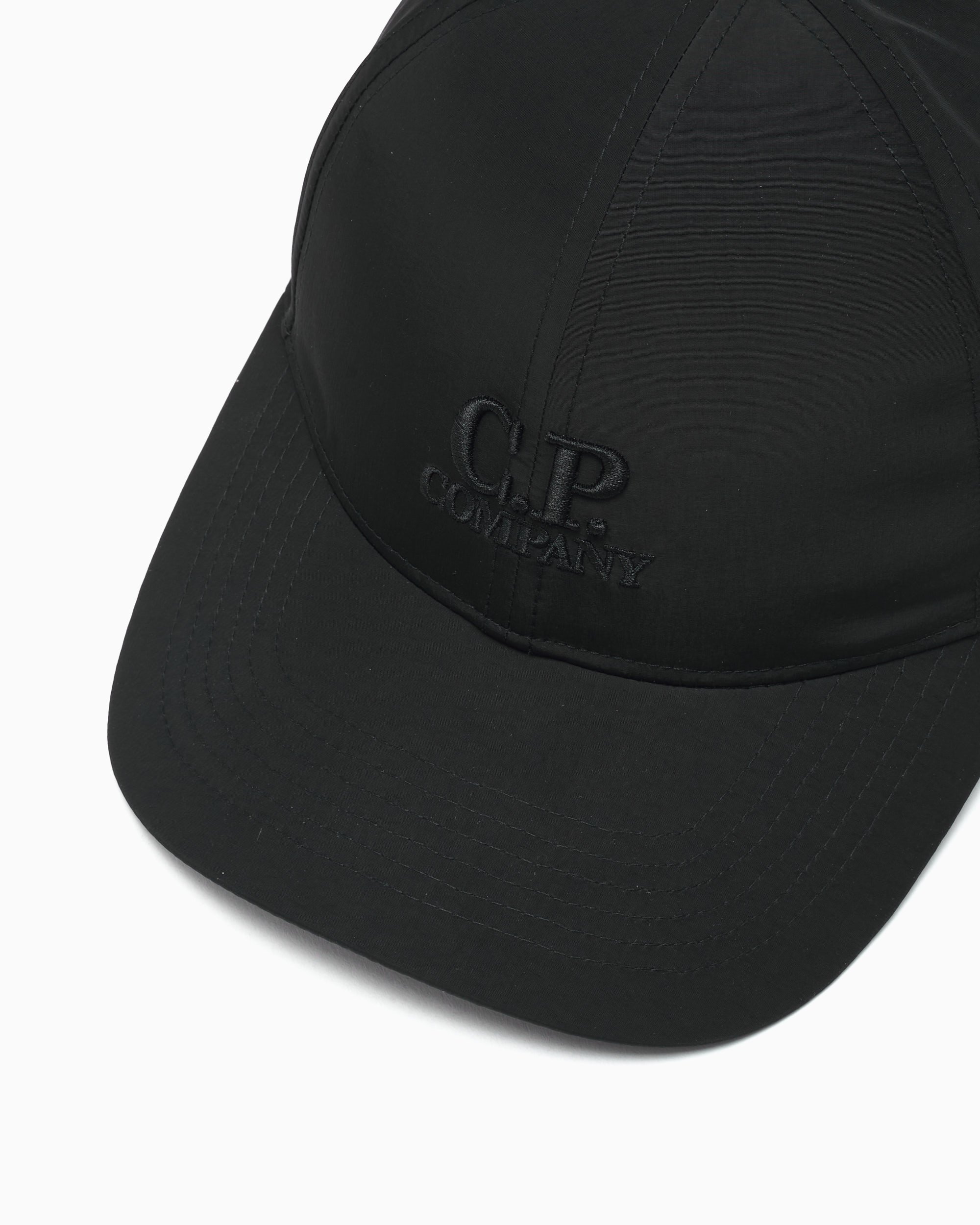 C.P. COMPANY キャップ ゴーグル付き　cap 黒ブラック　サングラス C.P. COMPANY キャップ ゴーグル付き cap 黒ブラック サングラス