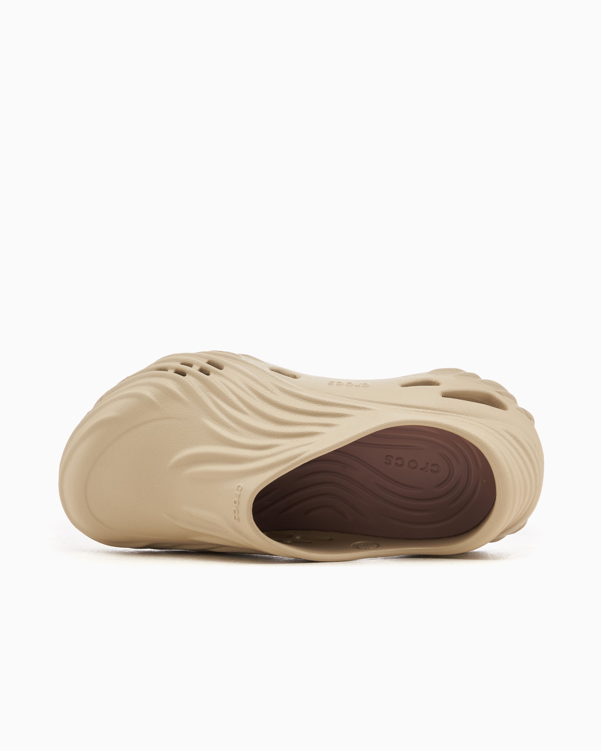 Crocs Echo Wave Beige 210521-0LJ | FOOTDISTRICT