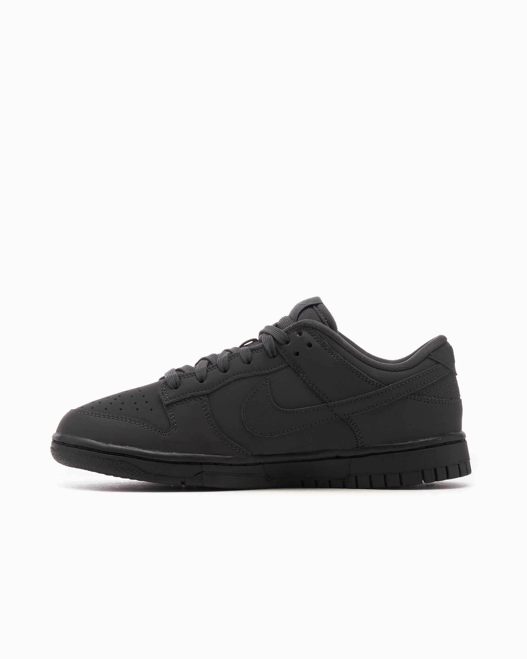 All nike dunks store