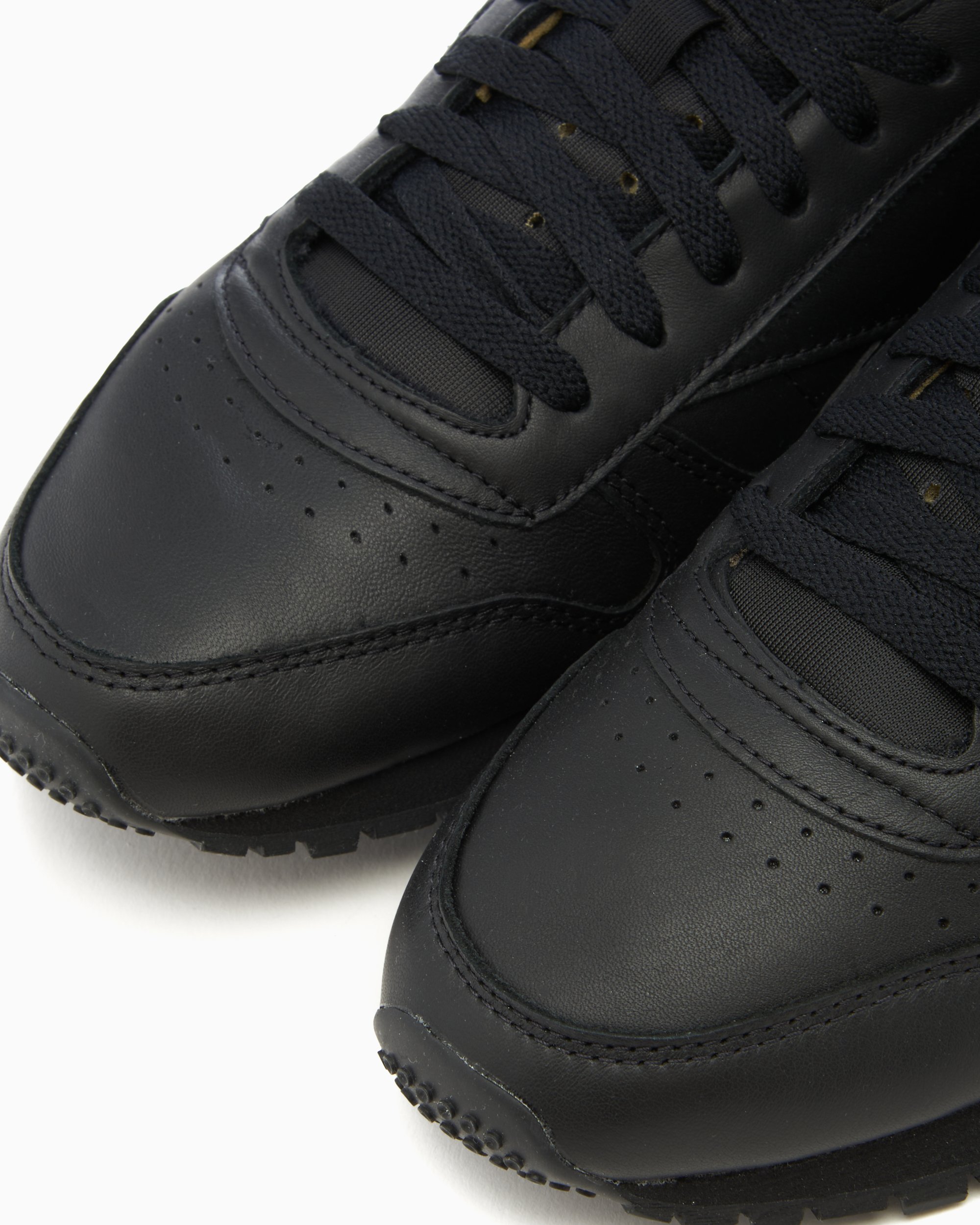 Zapatos reebok color negro vintage hot sale
