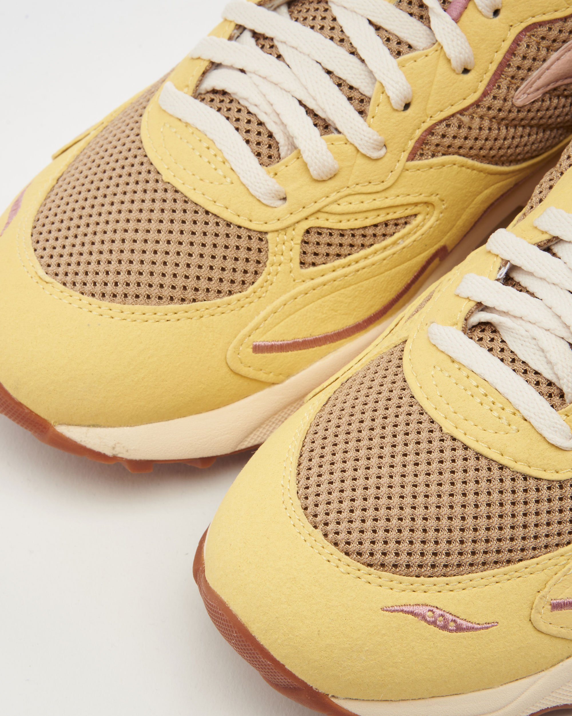 Saucony hurricane iso 3 bambino marrone shop