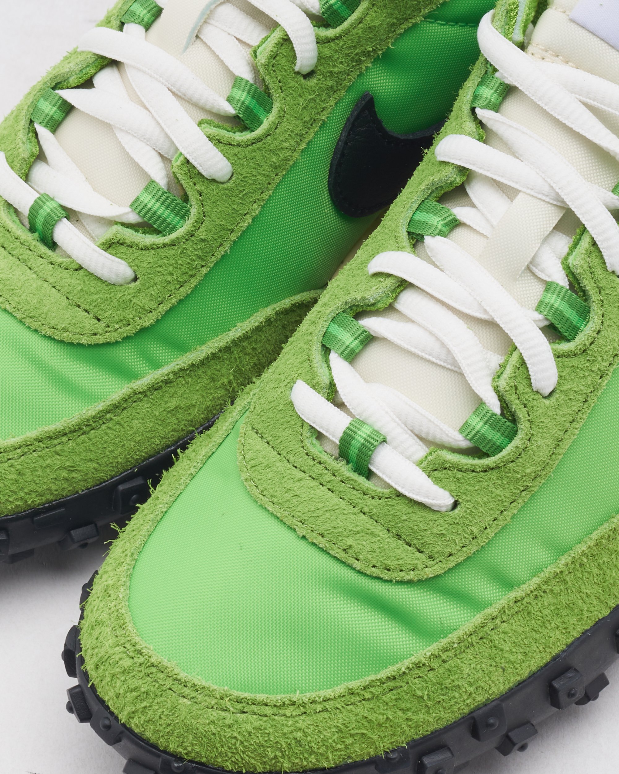 Nike Air Max Waffle Racer SP Action Green Grun FV6946 301 FOOTDISTRICT