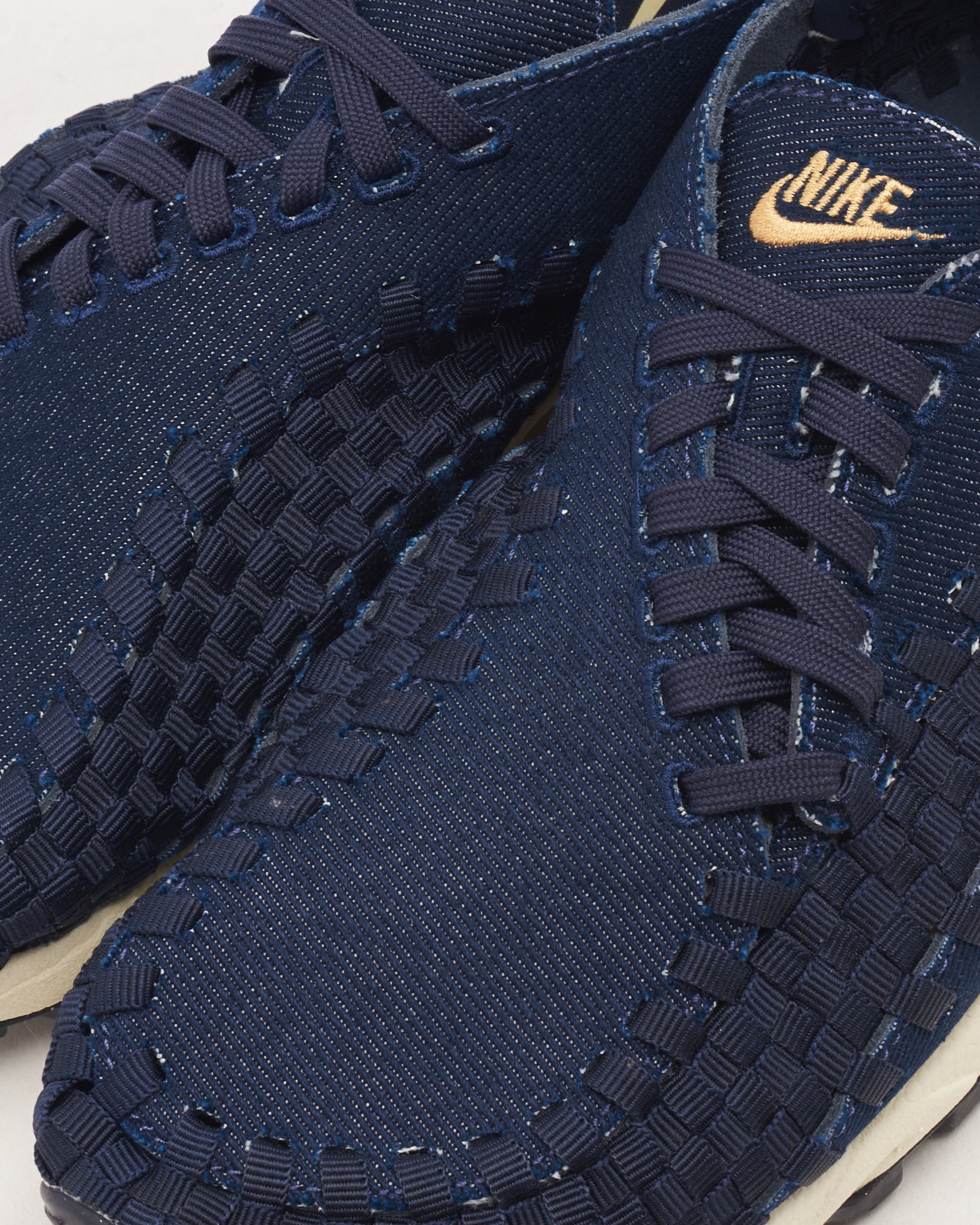 Nike Women's Air Footscape Woven 
