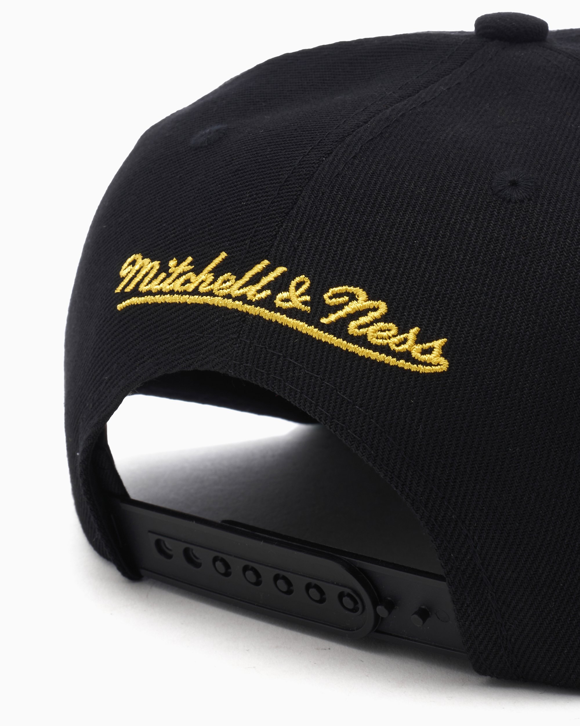 Mitchell and ness sales snapback