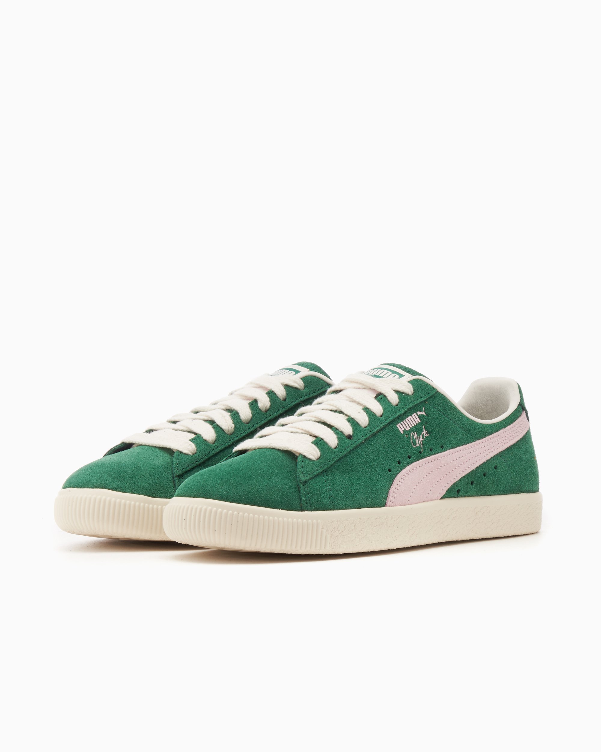 Puma Clyde OG Green White 391962 10 Buy Online at FOOTDISTRICT