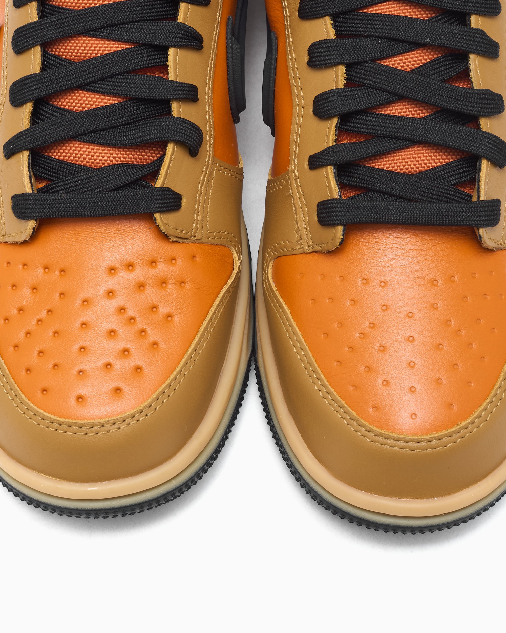 jordan dunk orange