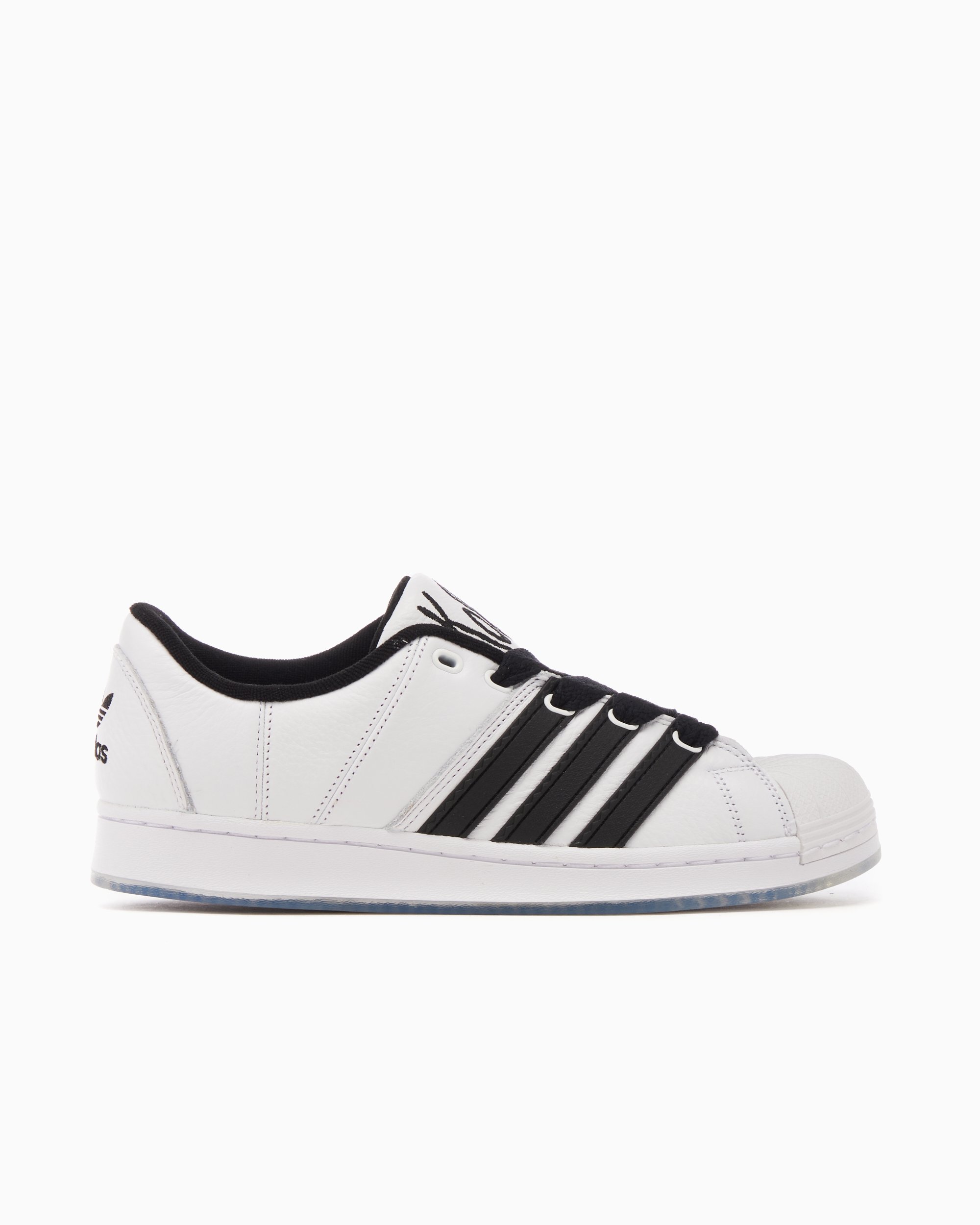 Adidas originals telefono online virtual