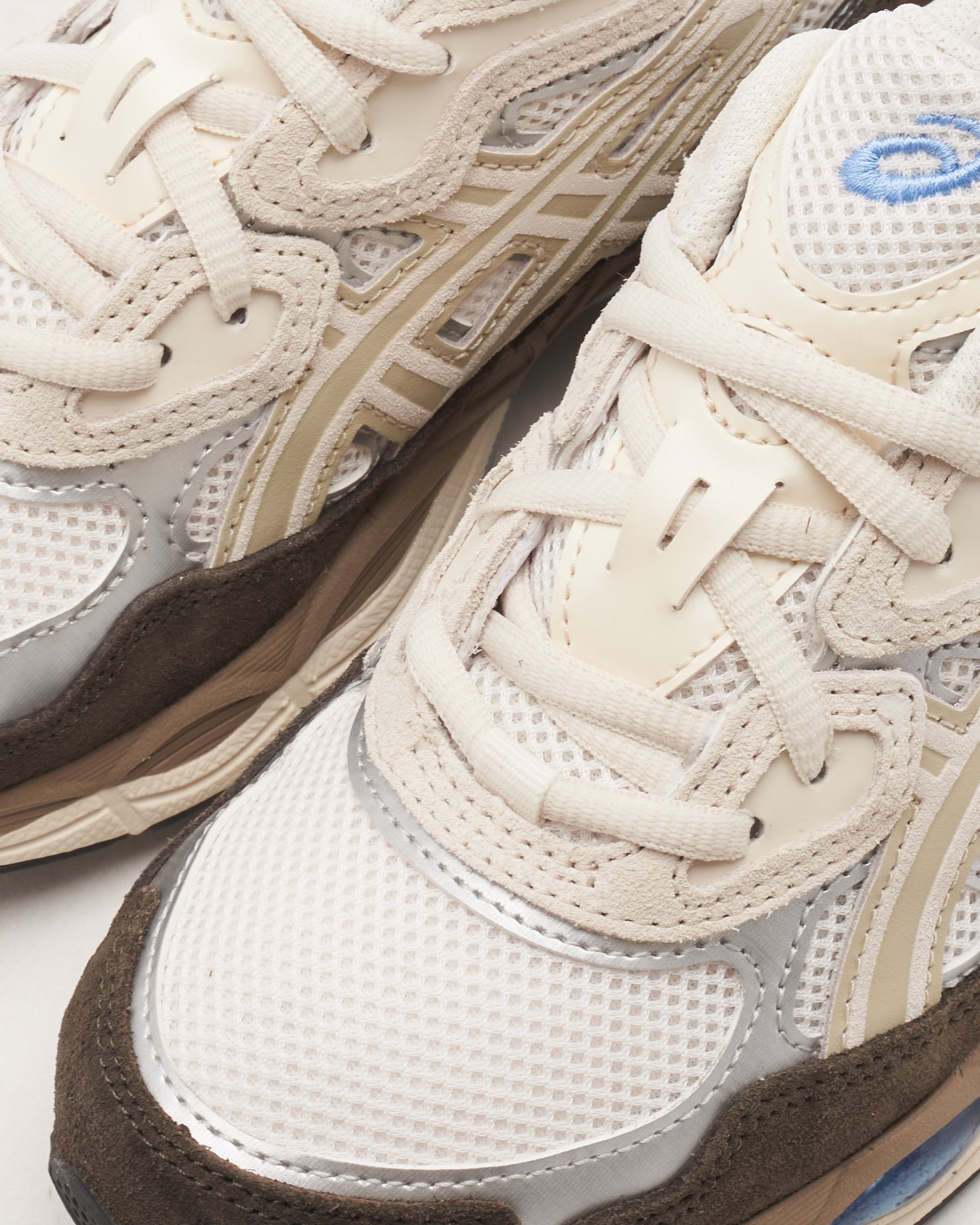 ASICS Gel NYC WeiB 1203A383 103 FOOTDISTRICT