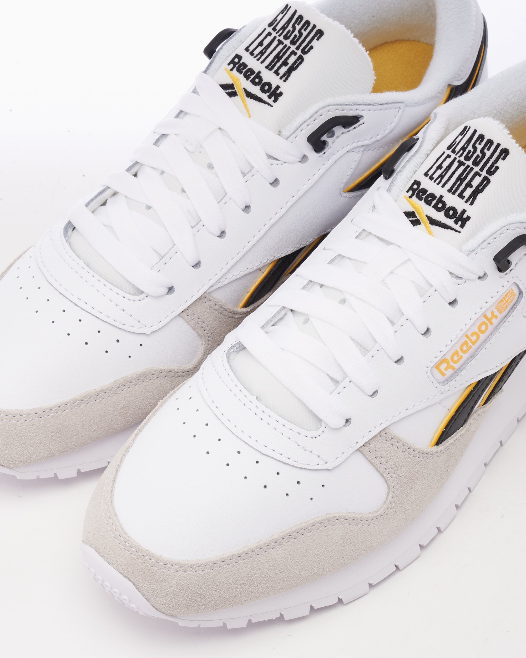Reebok Classic Leather Bianco 100032760 FOOTDISTRICT