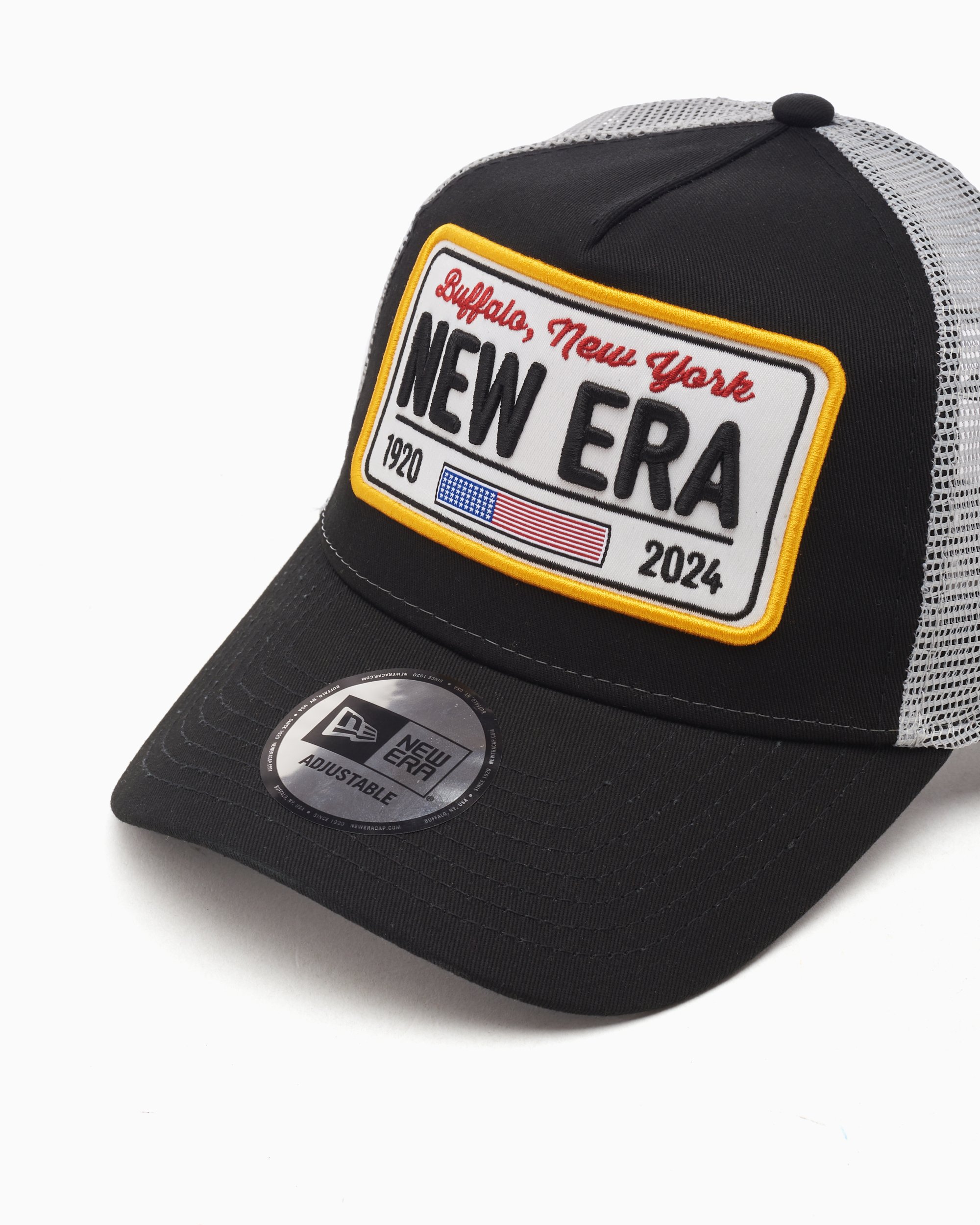 PERVERZE（パーバーズ）の「New Era PERVERZE Scrap Logo Cap