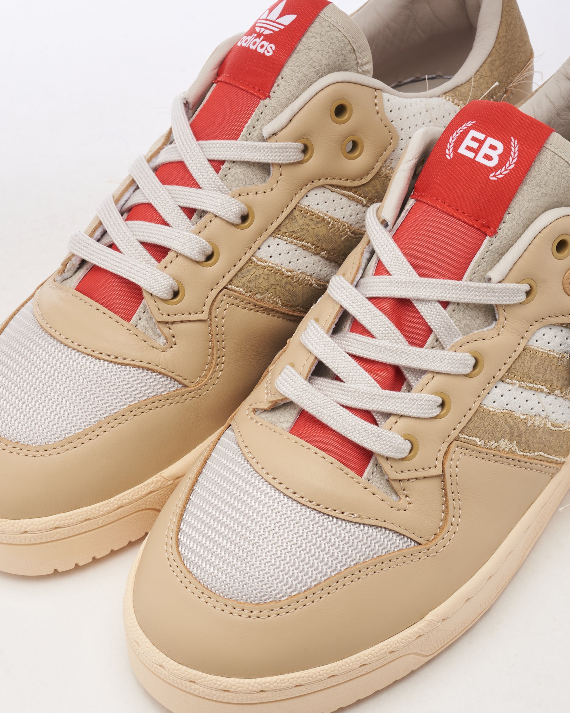 adidas Originals x Extra Butter Rivalry Low Beige Rojo Blanco