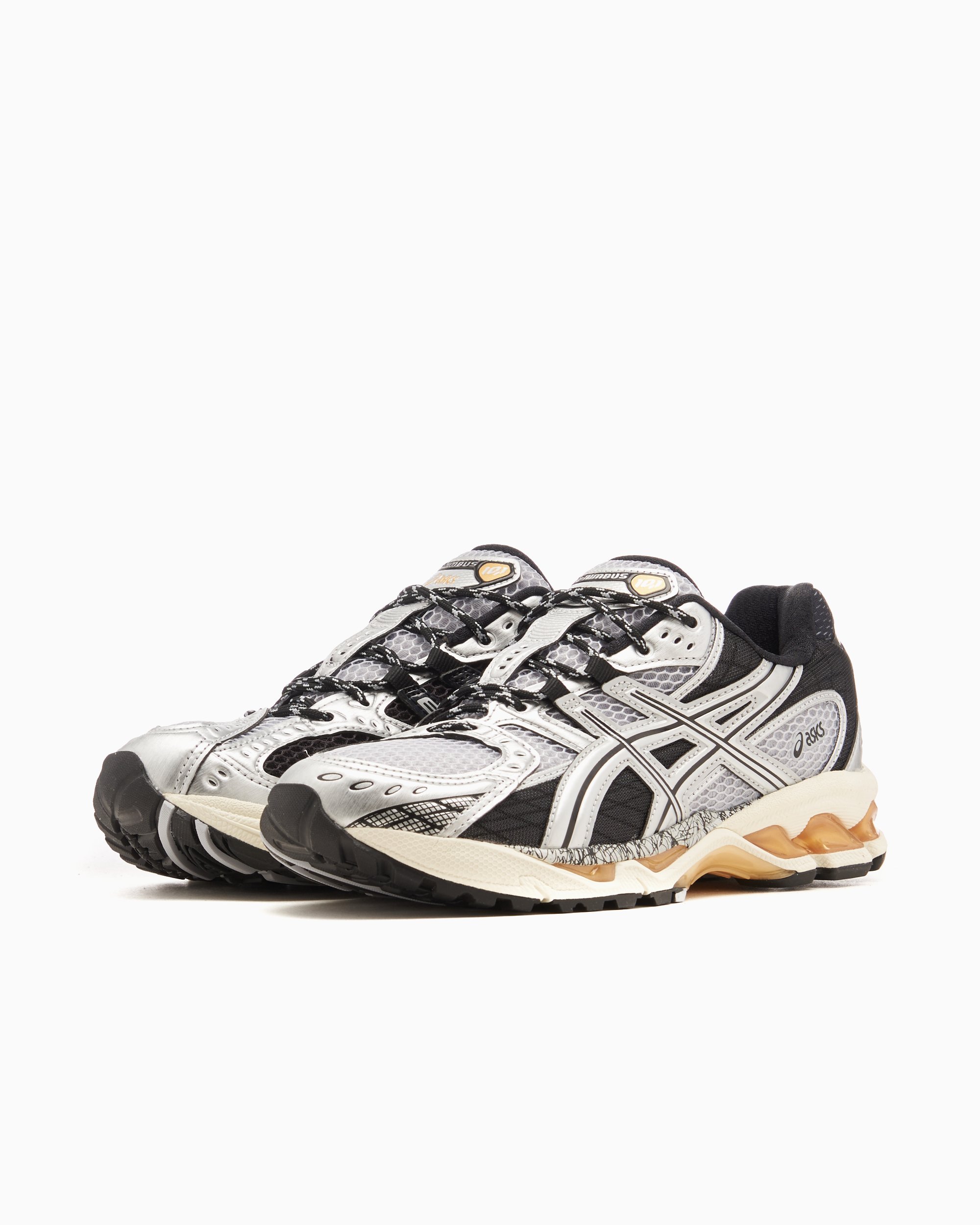 Asics gel nimbus 4 or hot sale