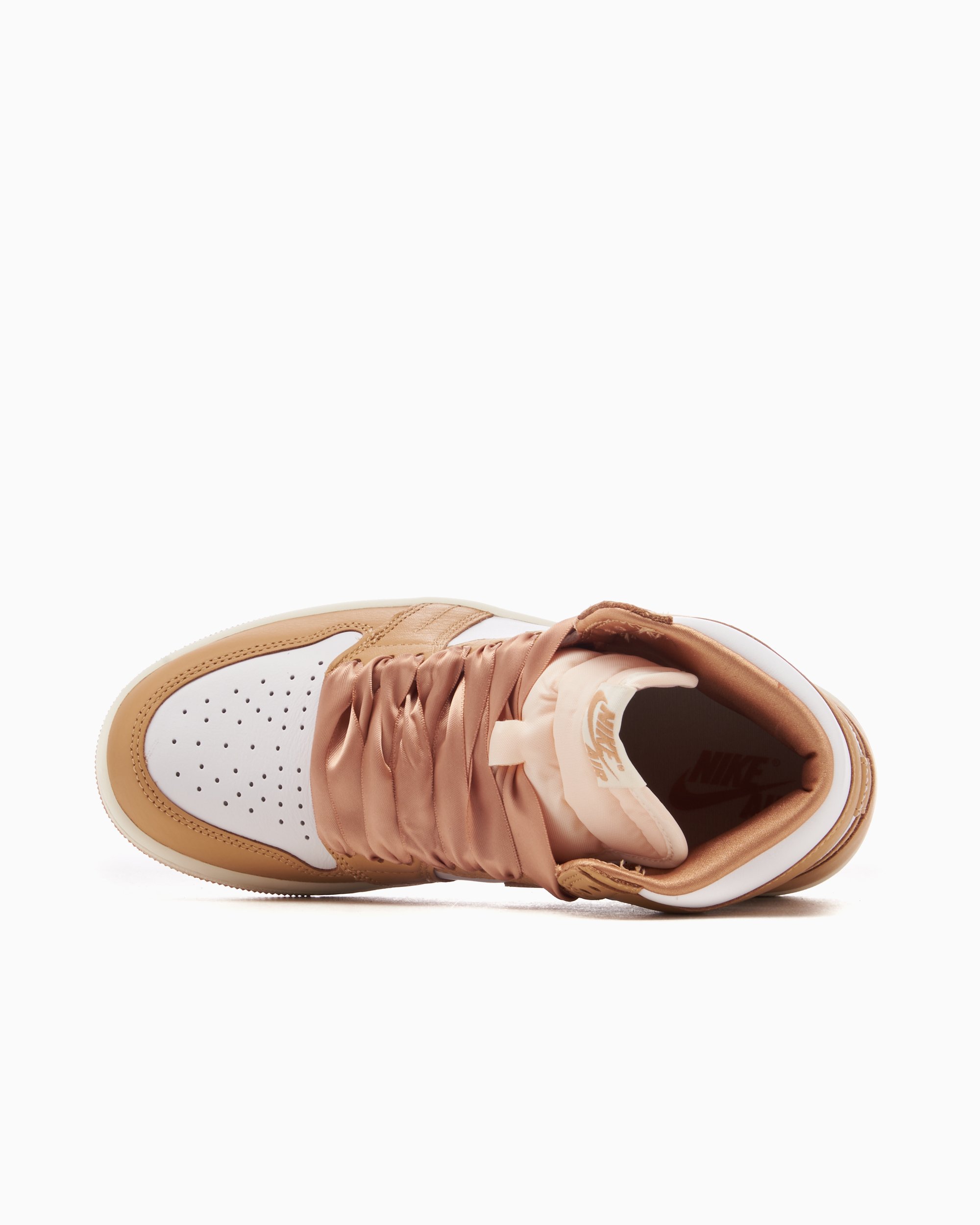 Air Jordan Women s 1 Retro High OG Praline Beige FN6622 201 FOOTDISTRICT