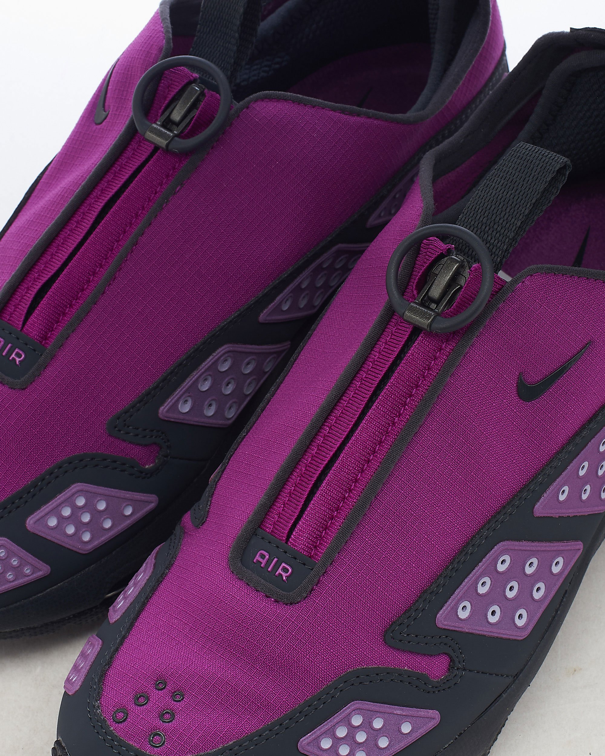 ◆正規品◆NIKE AIR MAX SNDR GORE-TEX BOLD BERRY(W)◆関税込◆ Nike Women's Air Max SNDR Gore-Tex 