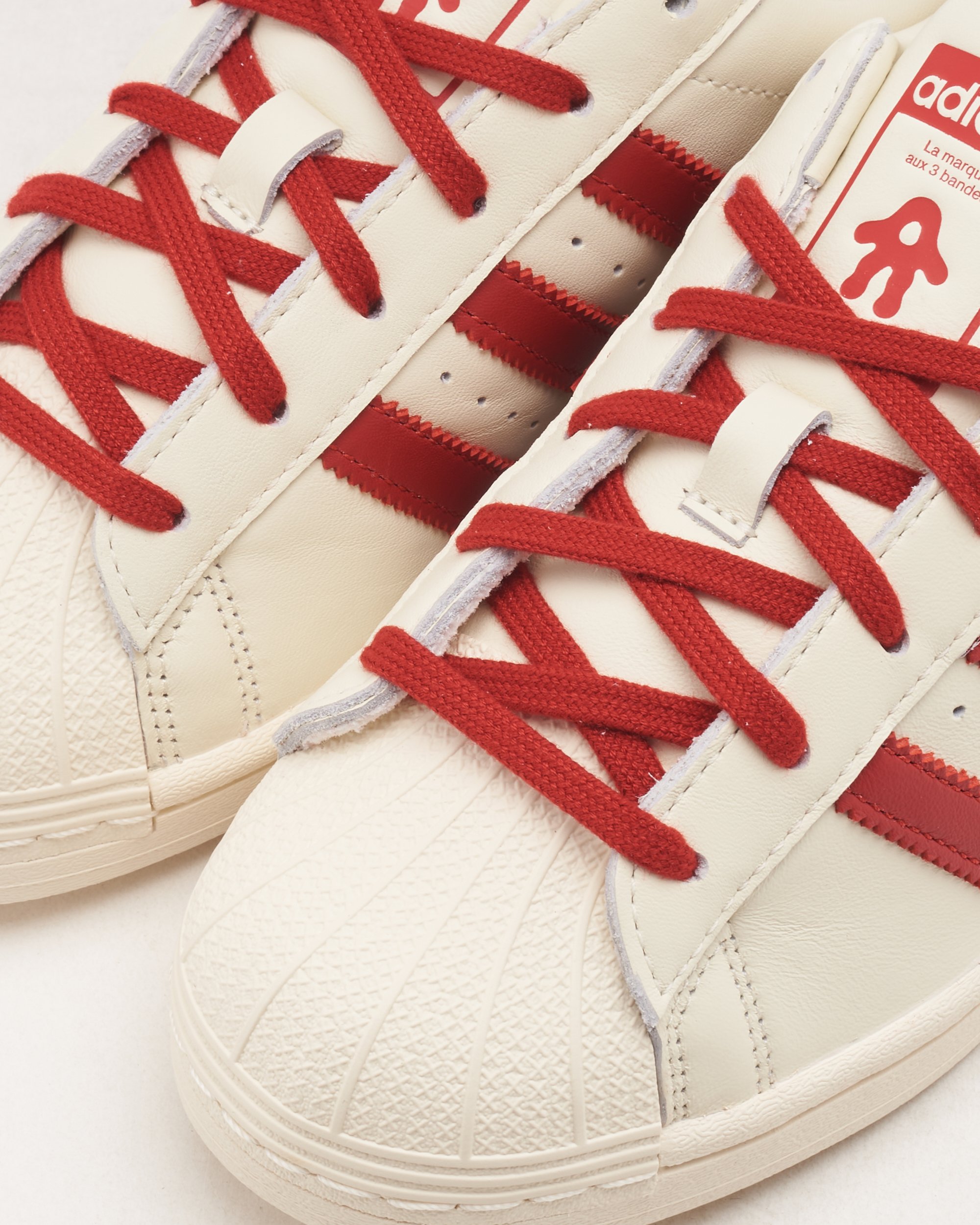 adidas Originals x AVAVAV Women s Superfinger Superstar Rot JP7142 FOOTDISTRICT