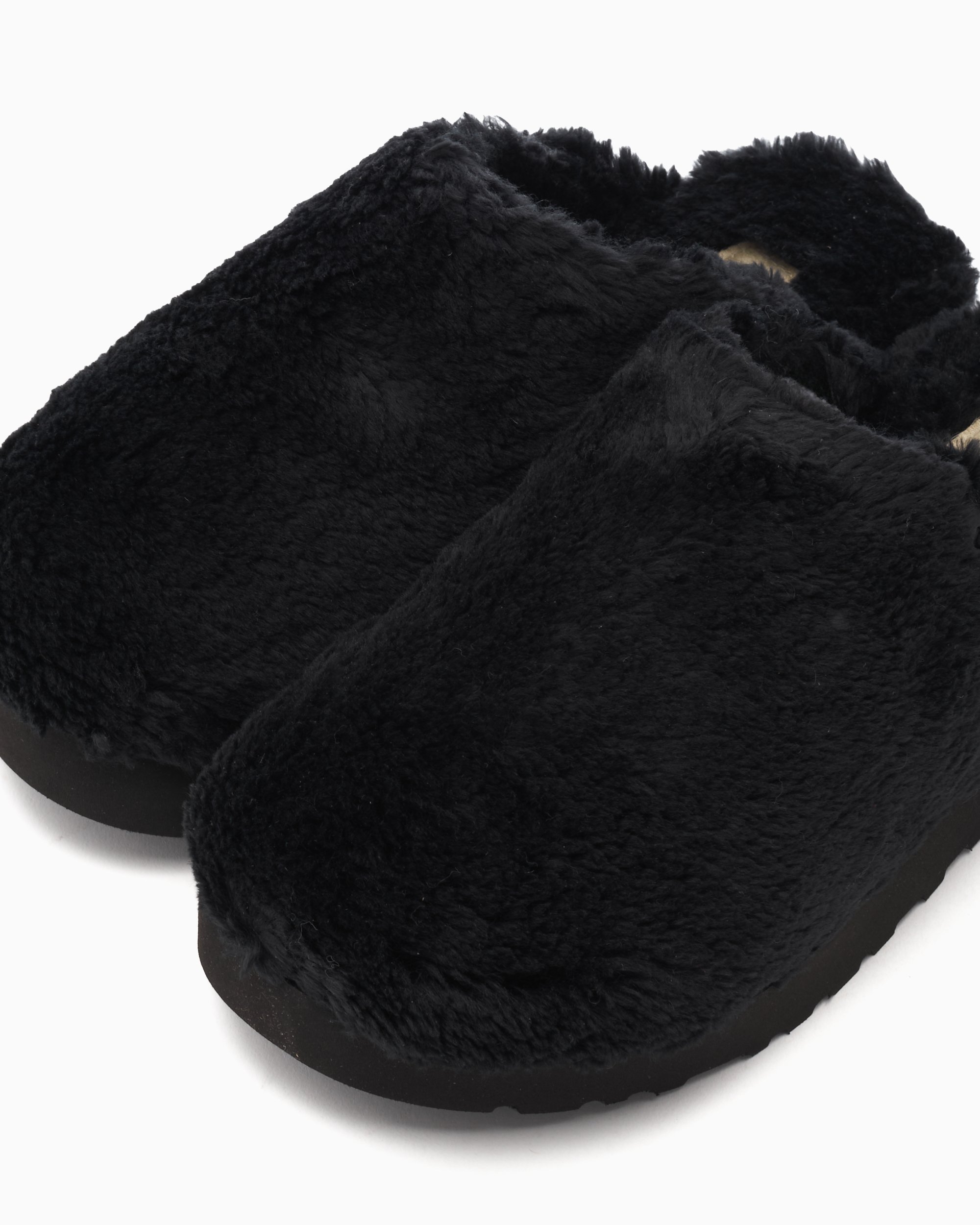 UGG® Women's Fuzz Sugar Slide Black 1135132-BLK | FOOTDISTRICT