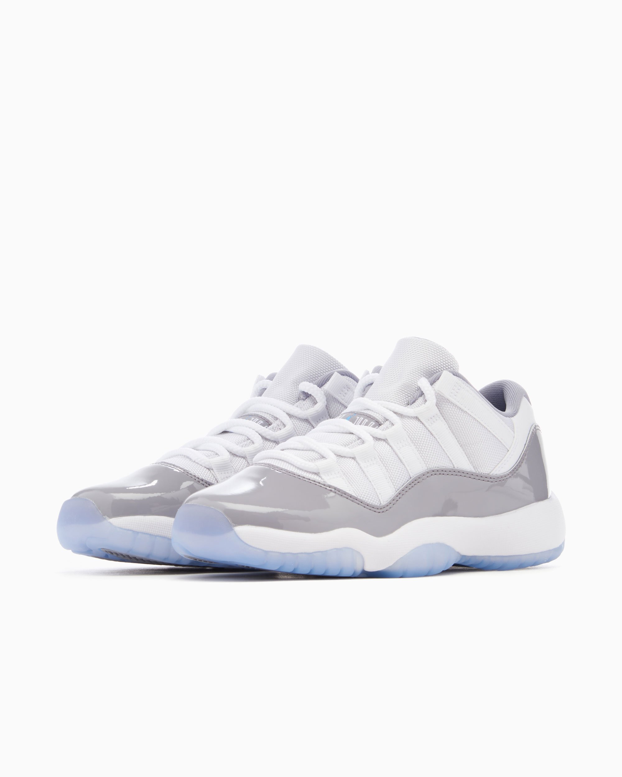 11s low outlet