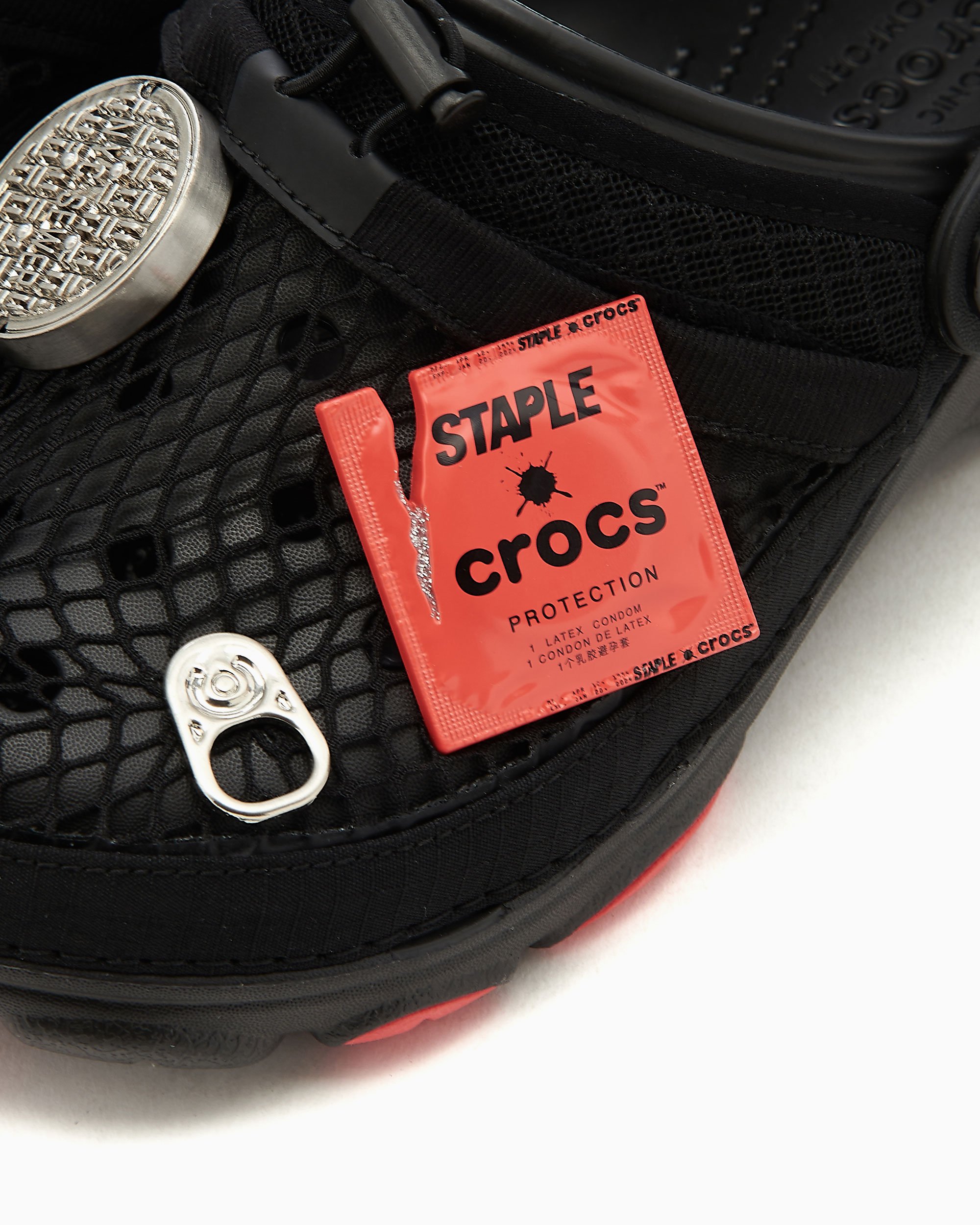 Crocs x vladimir hotsell cauchemar design clog