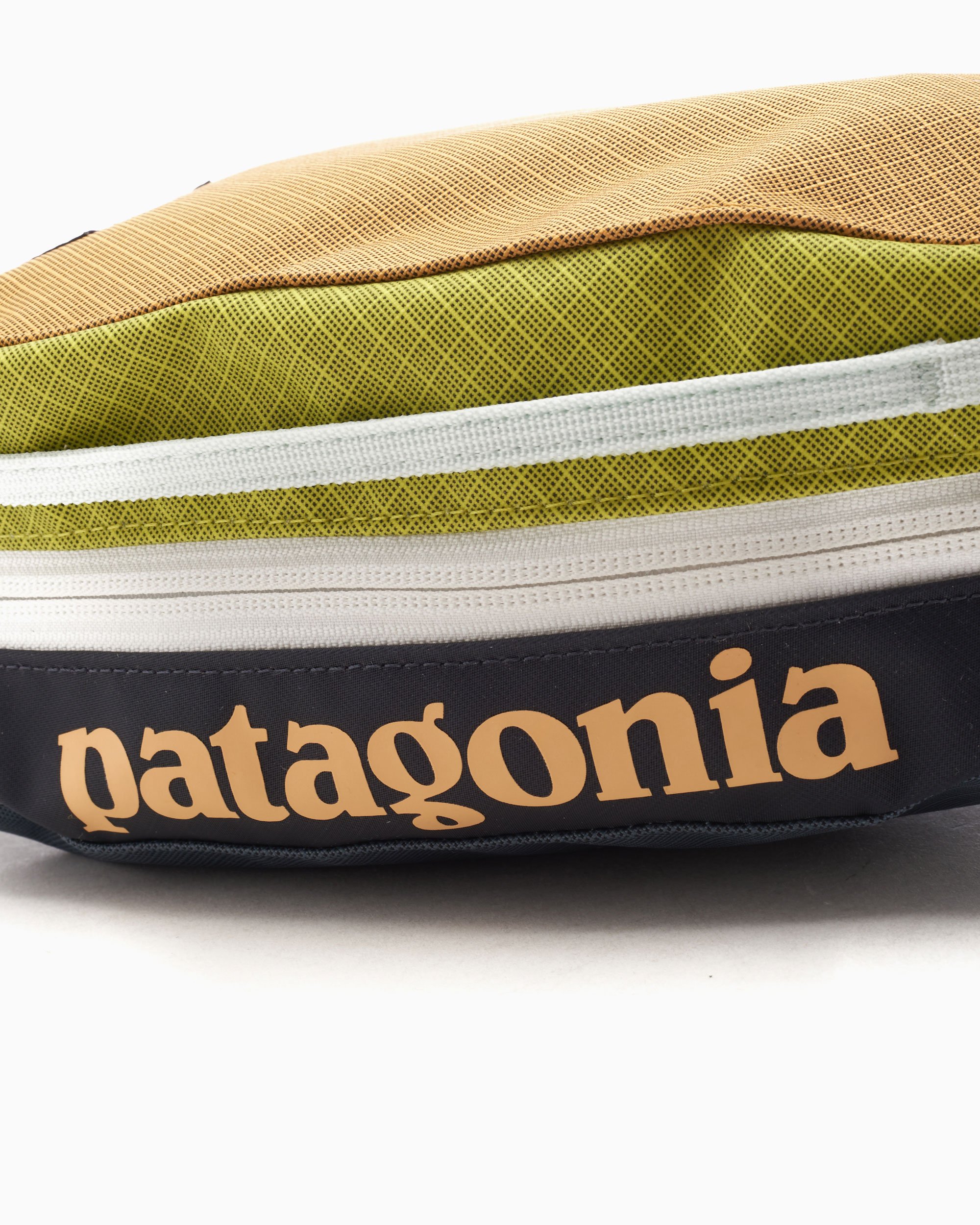 Patagonia Black Hole Cube 3L Grün 49362-PWNU | FOOTDISTRICT