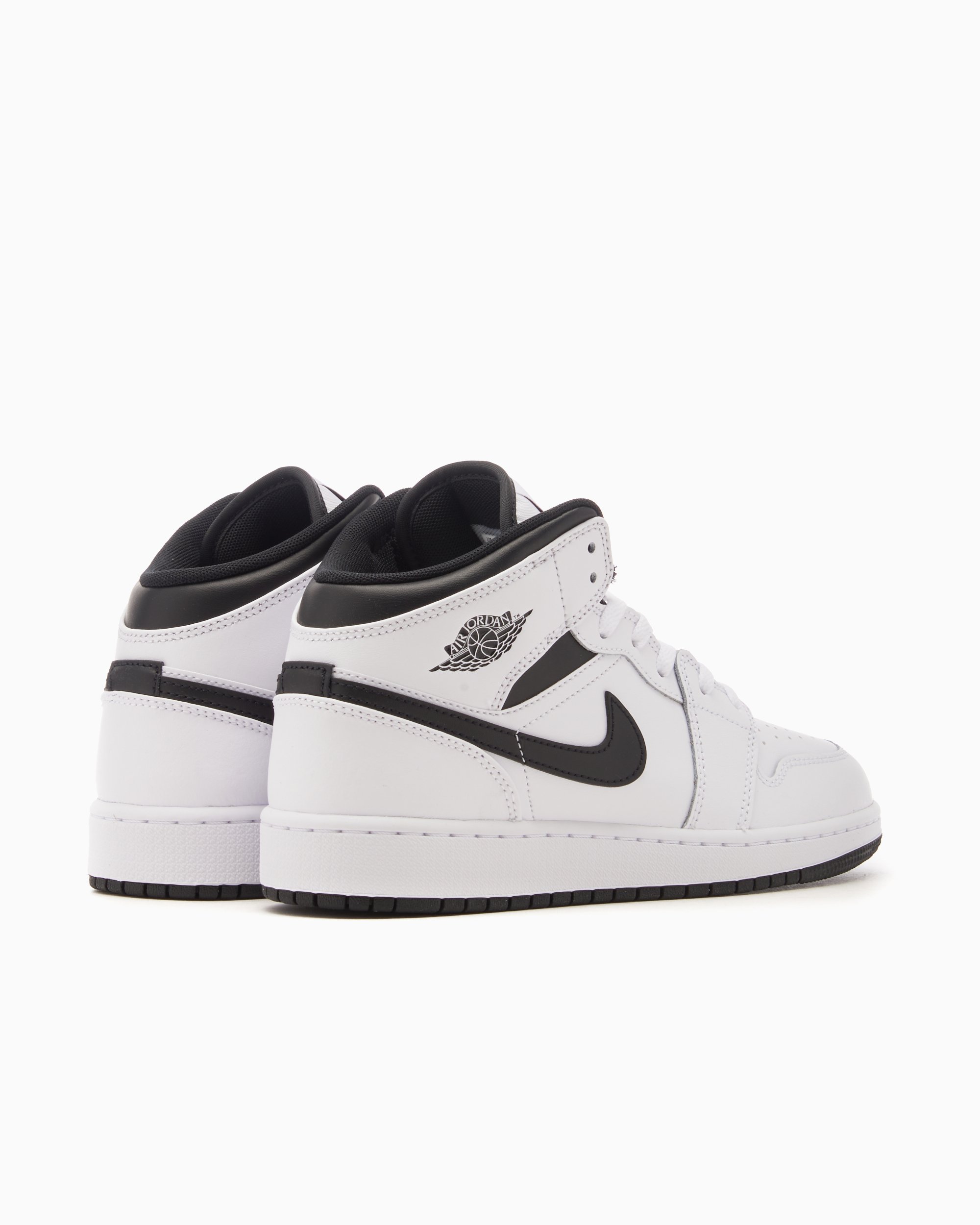 Air jordan 1 mid size 5 hotsell