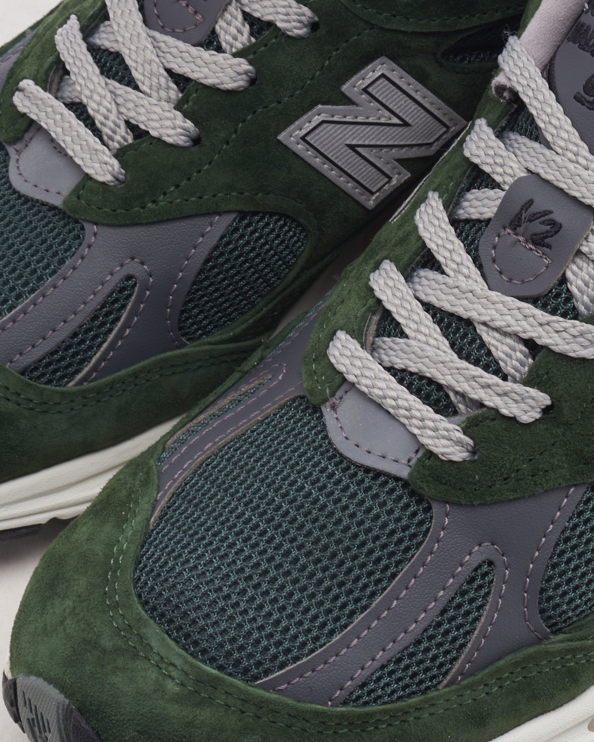 New Balance U991v2 GR2 Made In UK Verde U991GR2 FOOTDISTRICT