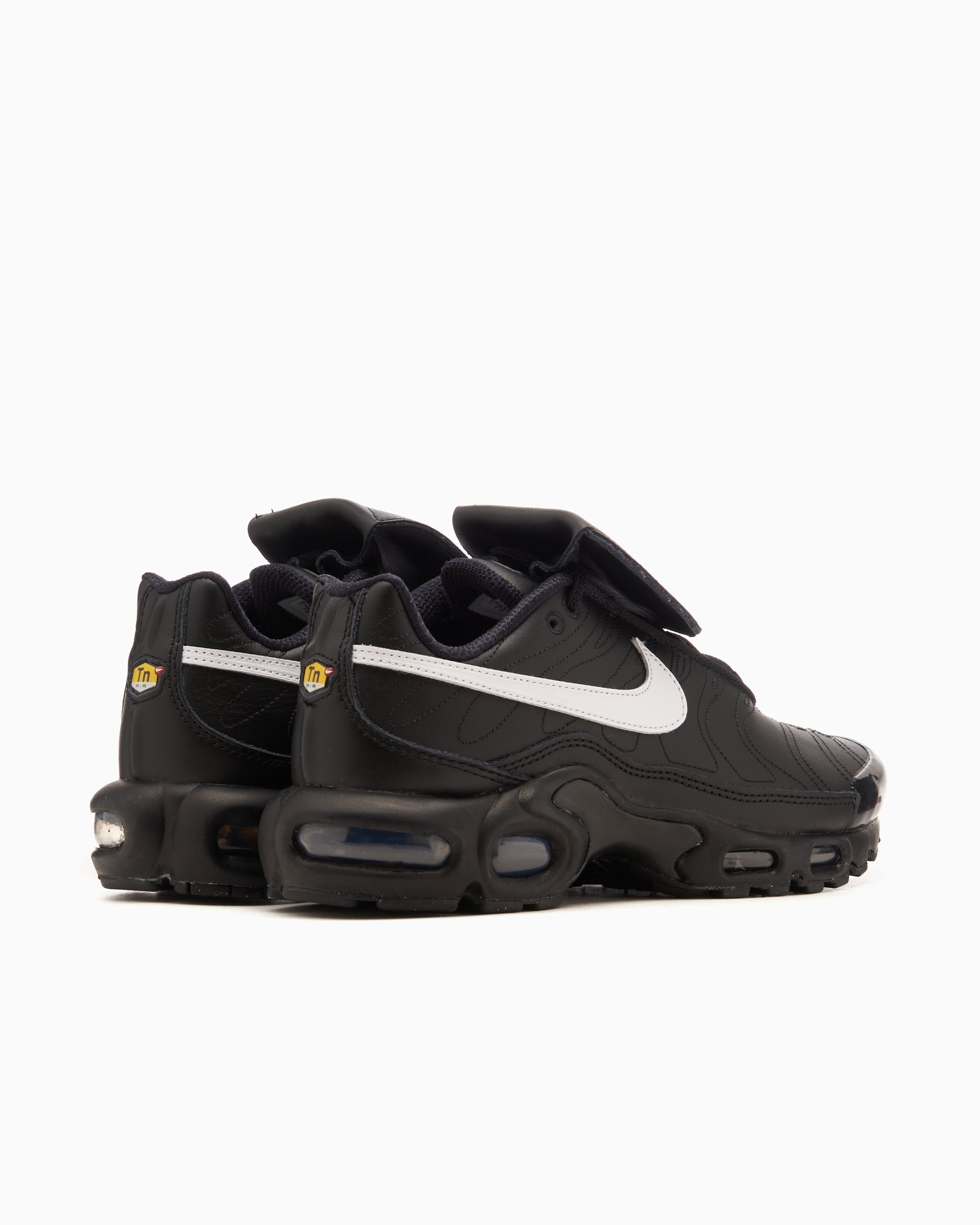 Nike Women s Air Max Plus Tiempo Black Black HF0074 001 FOOTDISTRICT