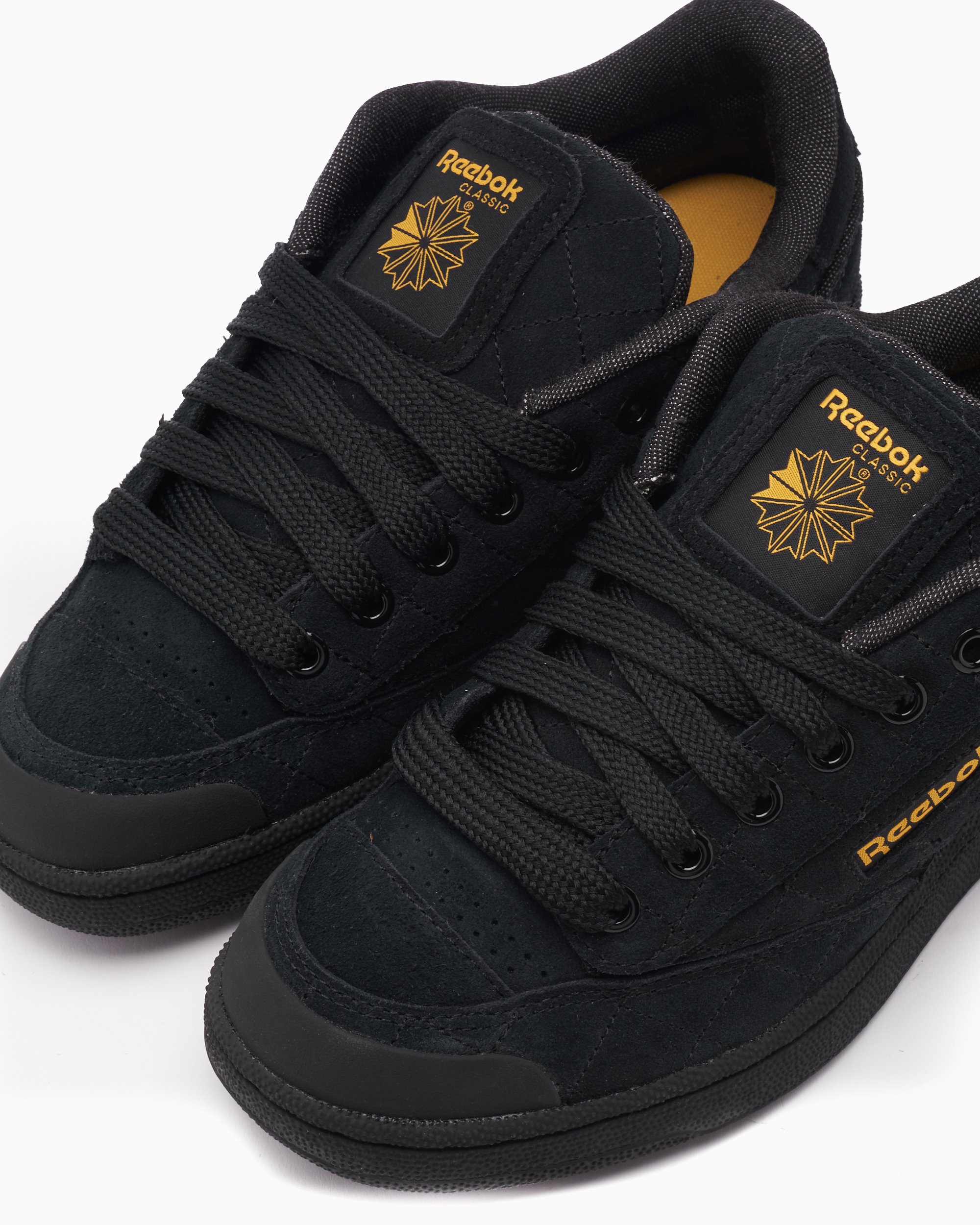 Reebok negras 2018 on sale