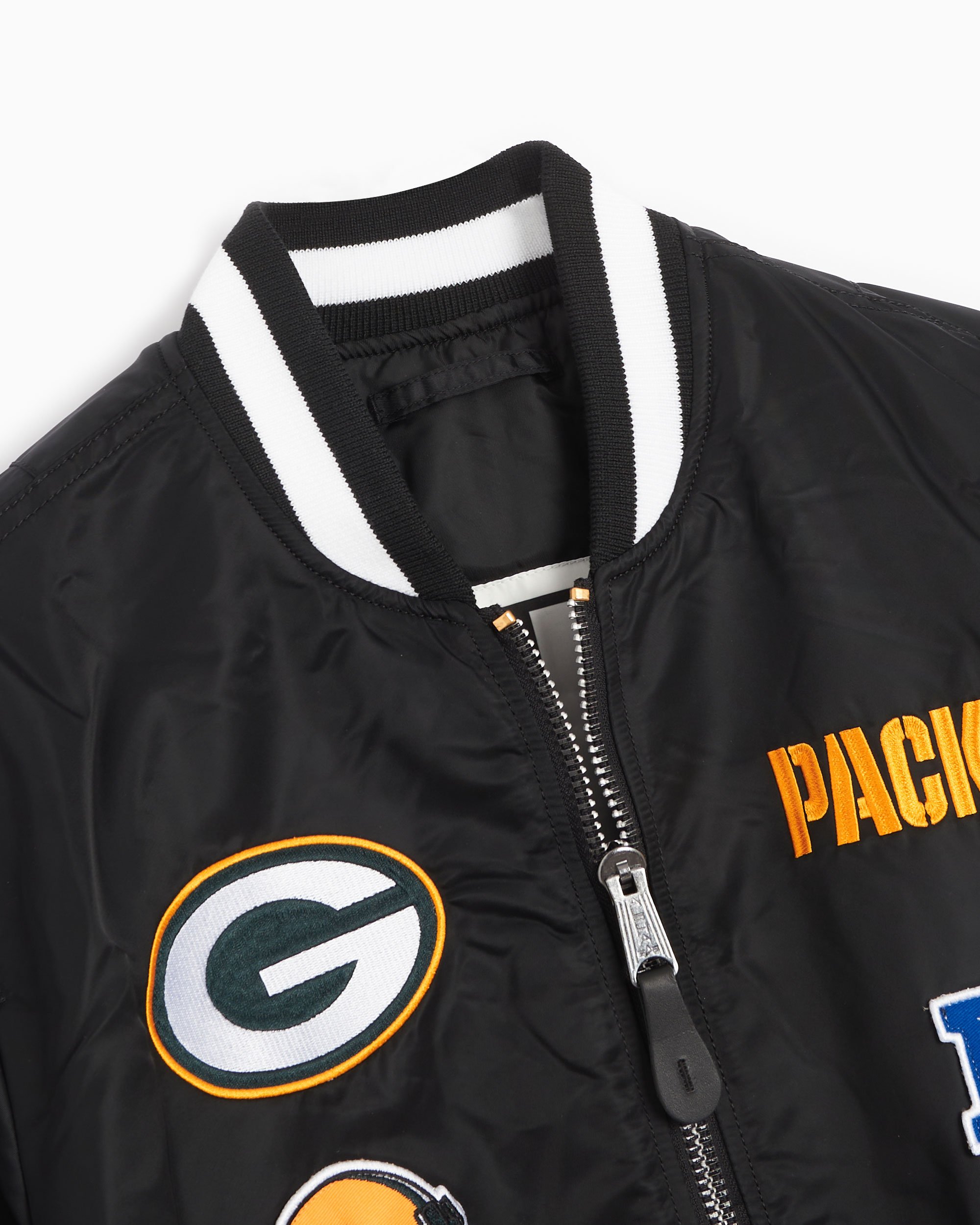 GREEN BAY PACKERS CHAQUETA BOMBER REVERSIBLE NEW ERA ALPHA INDUSTRIES PARA  HOMBRE