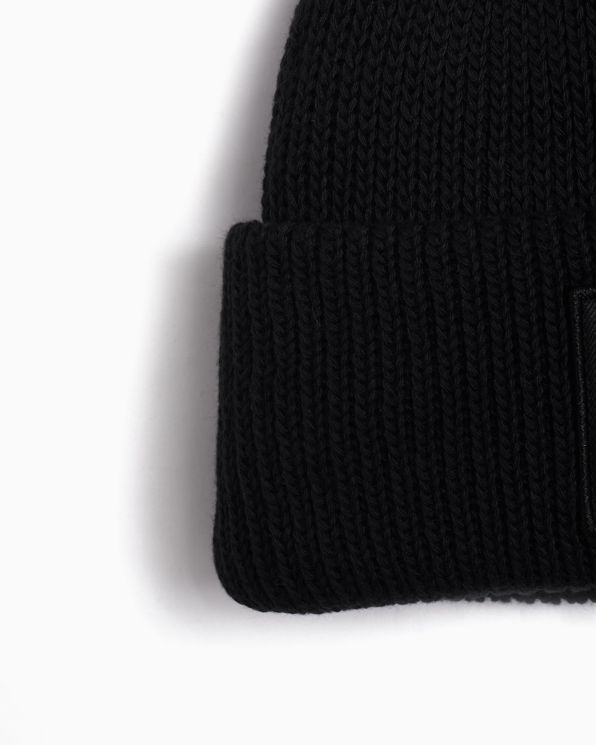 Lyle & Scott Tonal Eagle Beanie für Herren in Tiefschwarz